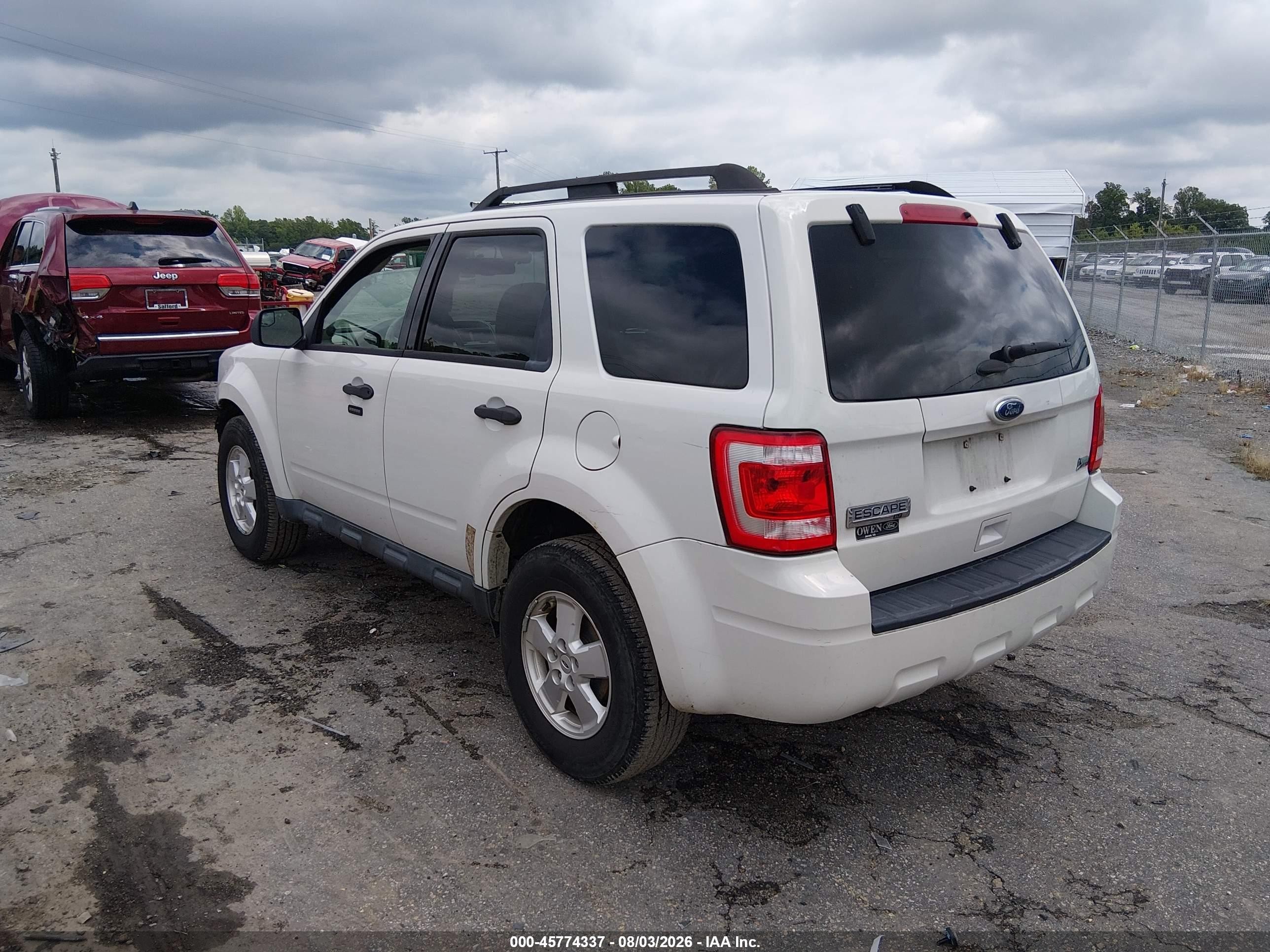 2011 Ford Escape Xlt White vin: 1FMCU9DG8BKB52236