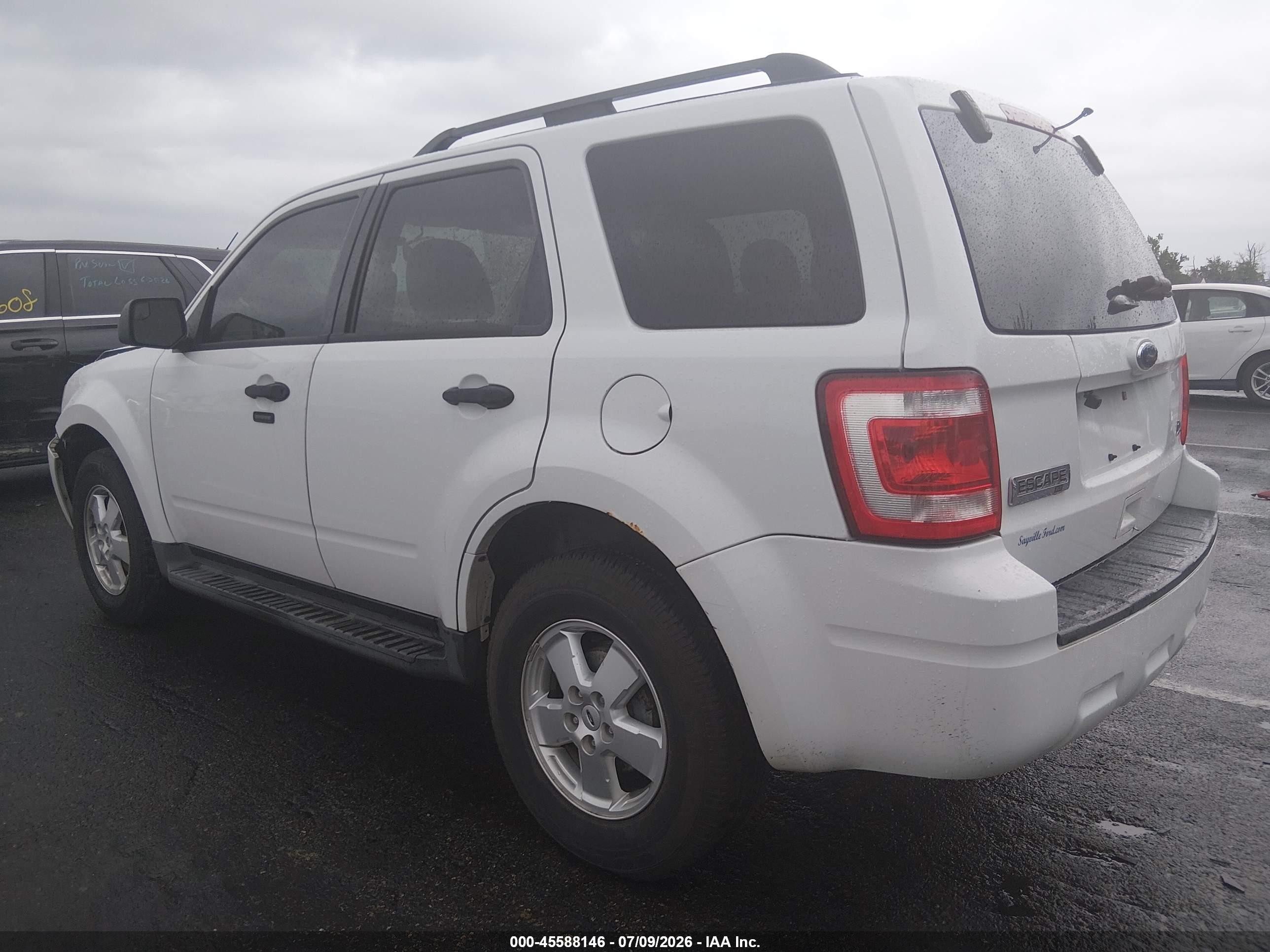 2011 Ford Escape Xlt White vin: 1FMCU9DG8BKB73975