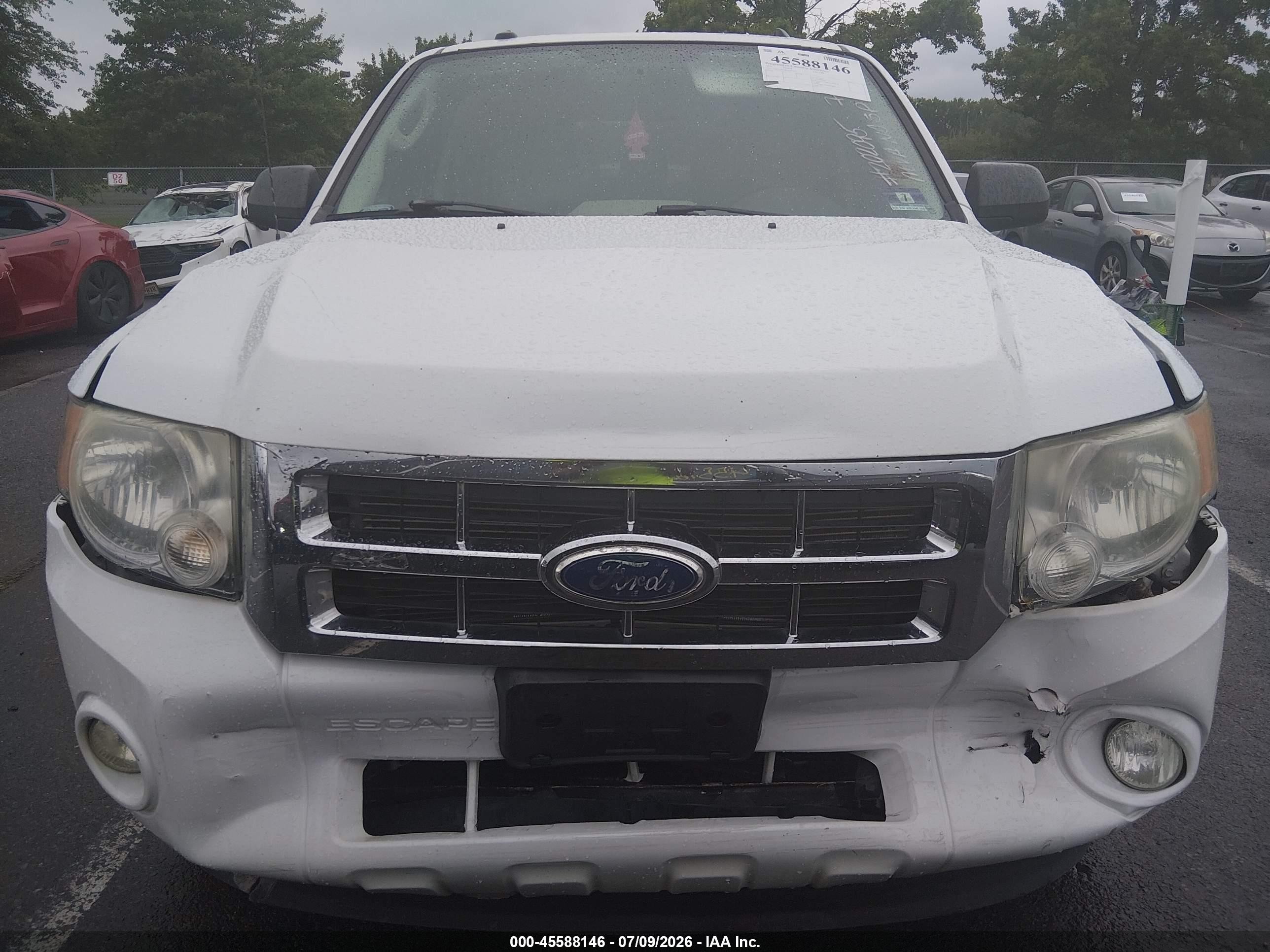 2011 Ford Escape Xlt White vin: 1FMCU9DG8BKB73975
