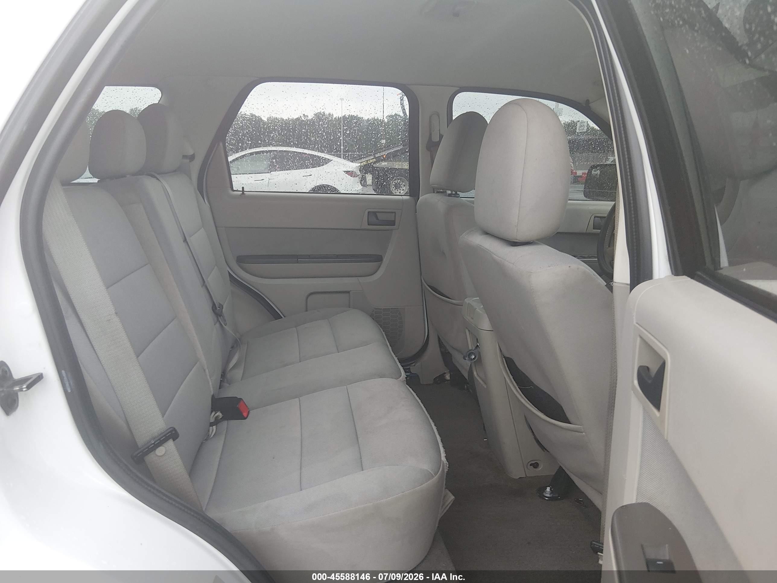2011 Ford Escape Xlt White vin: 1FMCU9DG8BKB73975