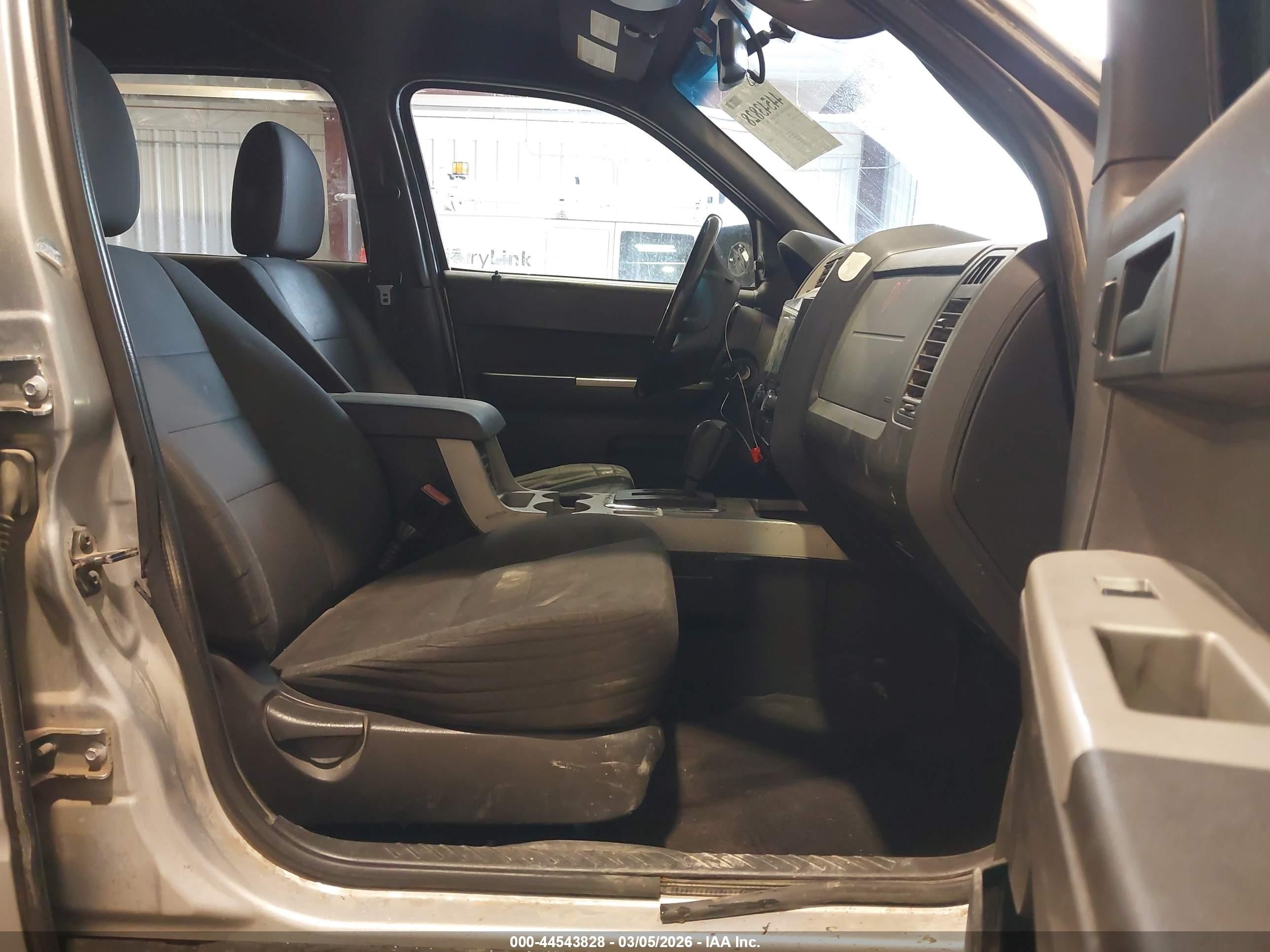 2012 Ford Escape Xlt Серебряный vin: 1FMCU9DG8CKB55882