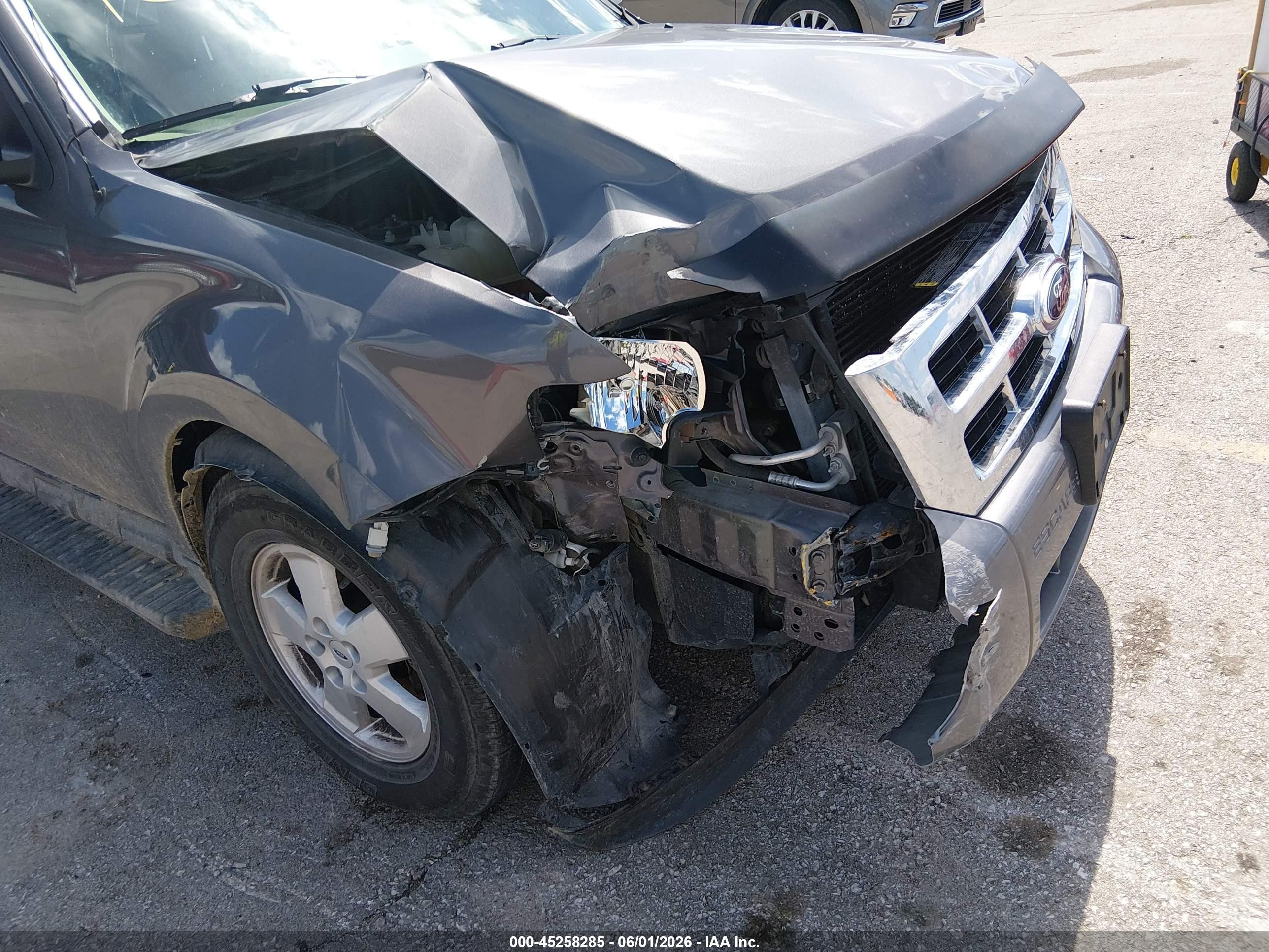 2012 Ford Escape Xlt Gray vin: 1FMCU9DG8CKC25736