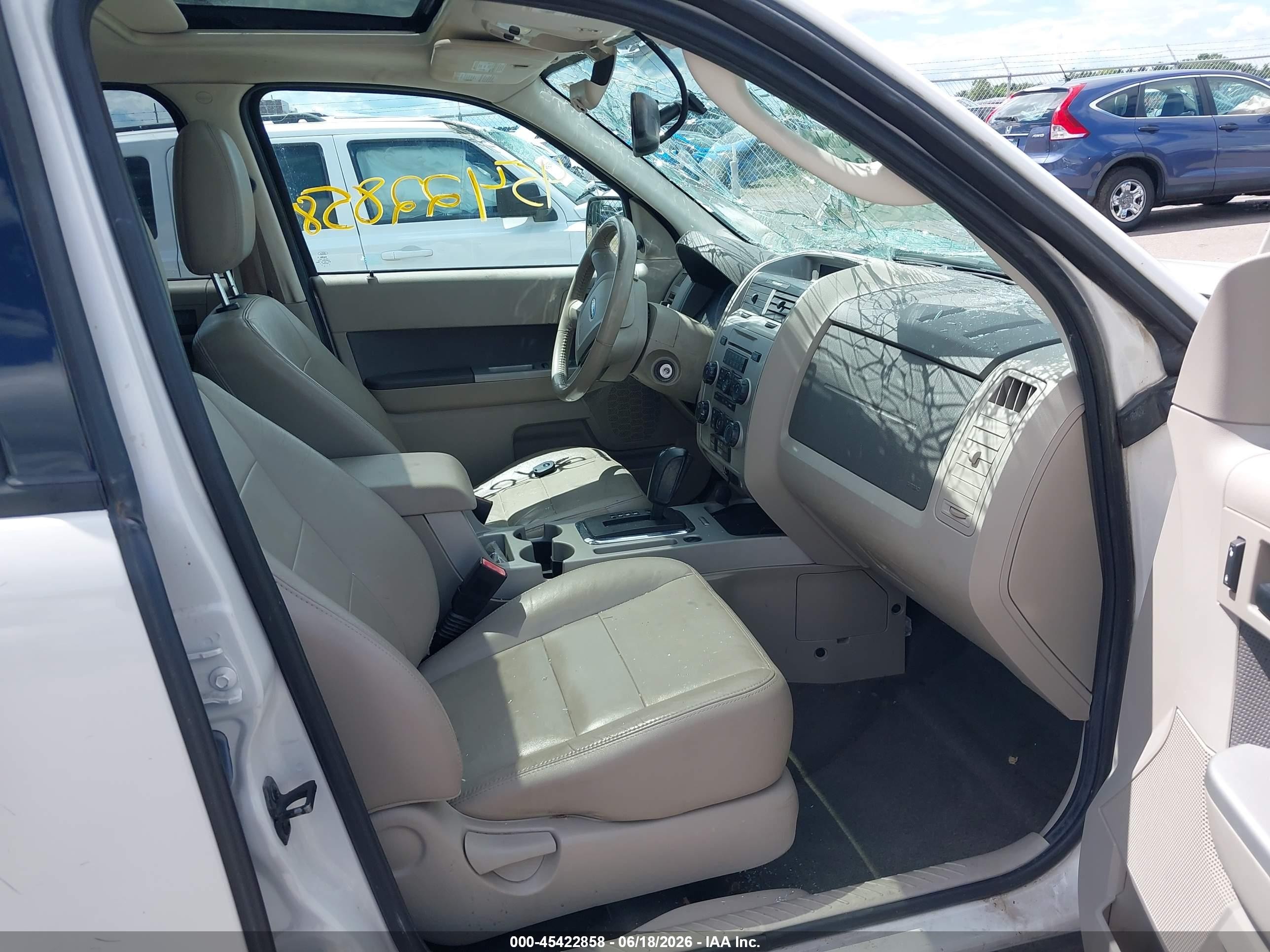 2012 Ford Escape Xlt White vin: 1FMCU9DG8CKC81174