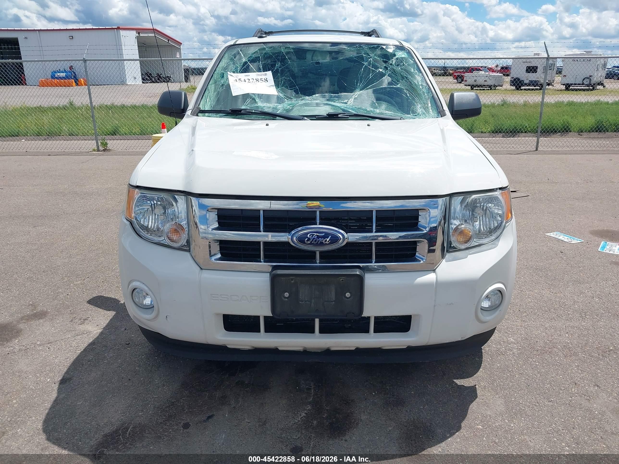 2012 Ford Escape Xlt White vin: 1FMCU9DG8CKC81174