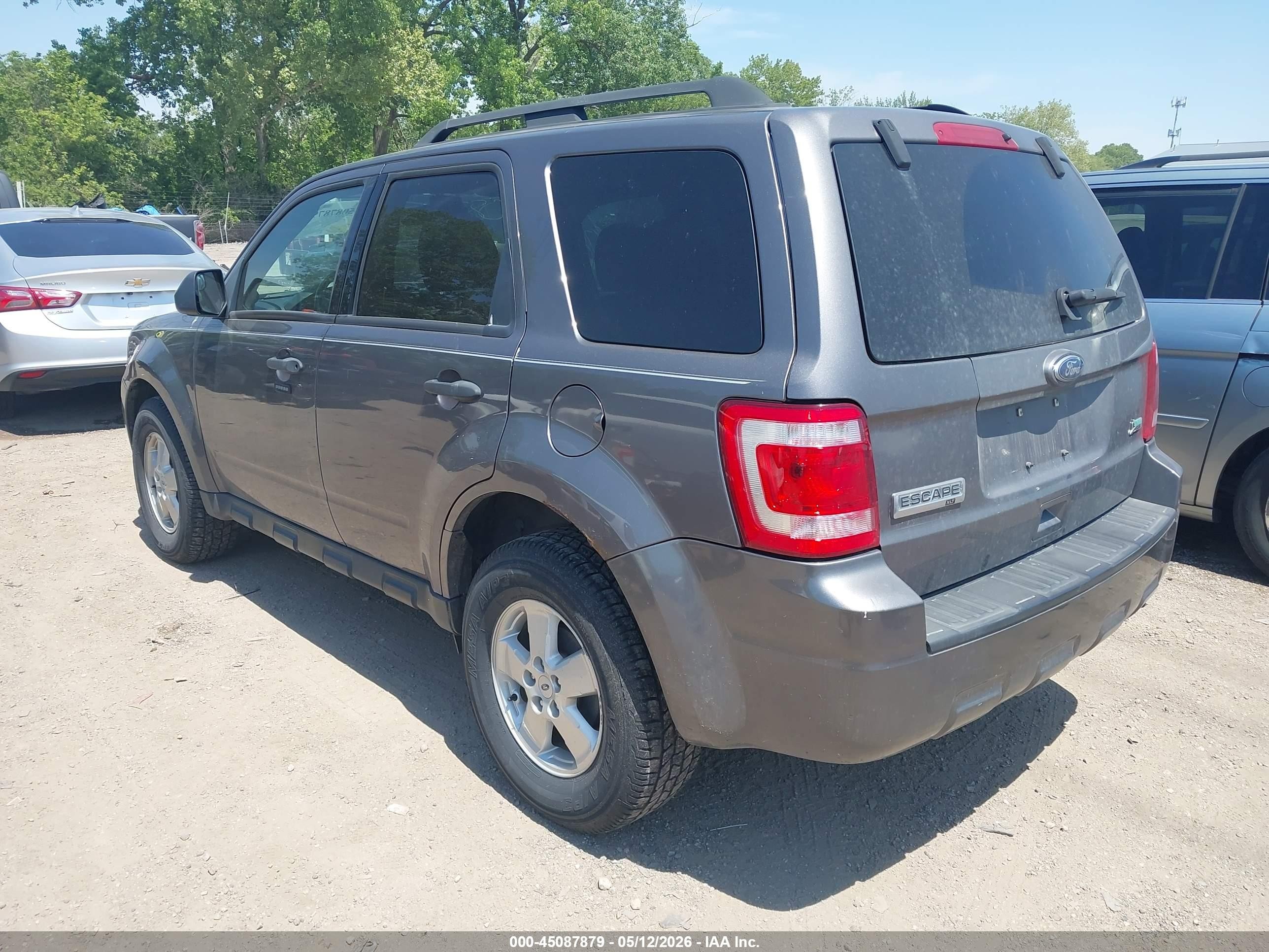 2010 Ford Escape Xlt Gray vin: 1FMCU9DG9AKB08051