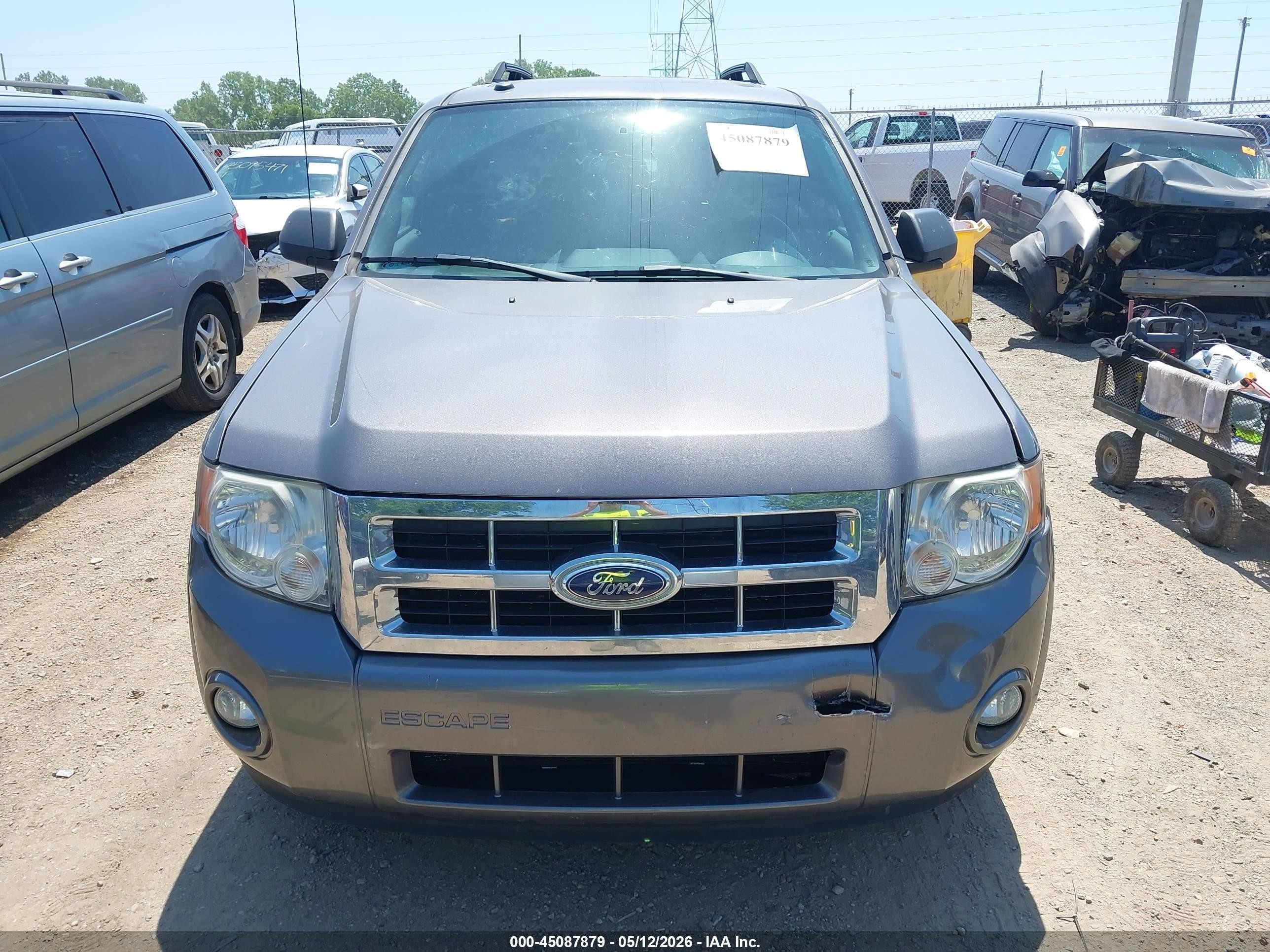 2010 Ford Escape Xlt Gray vin: 1FMCU9DG9AKB08051