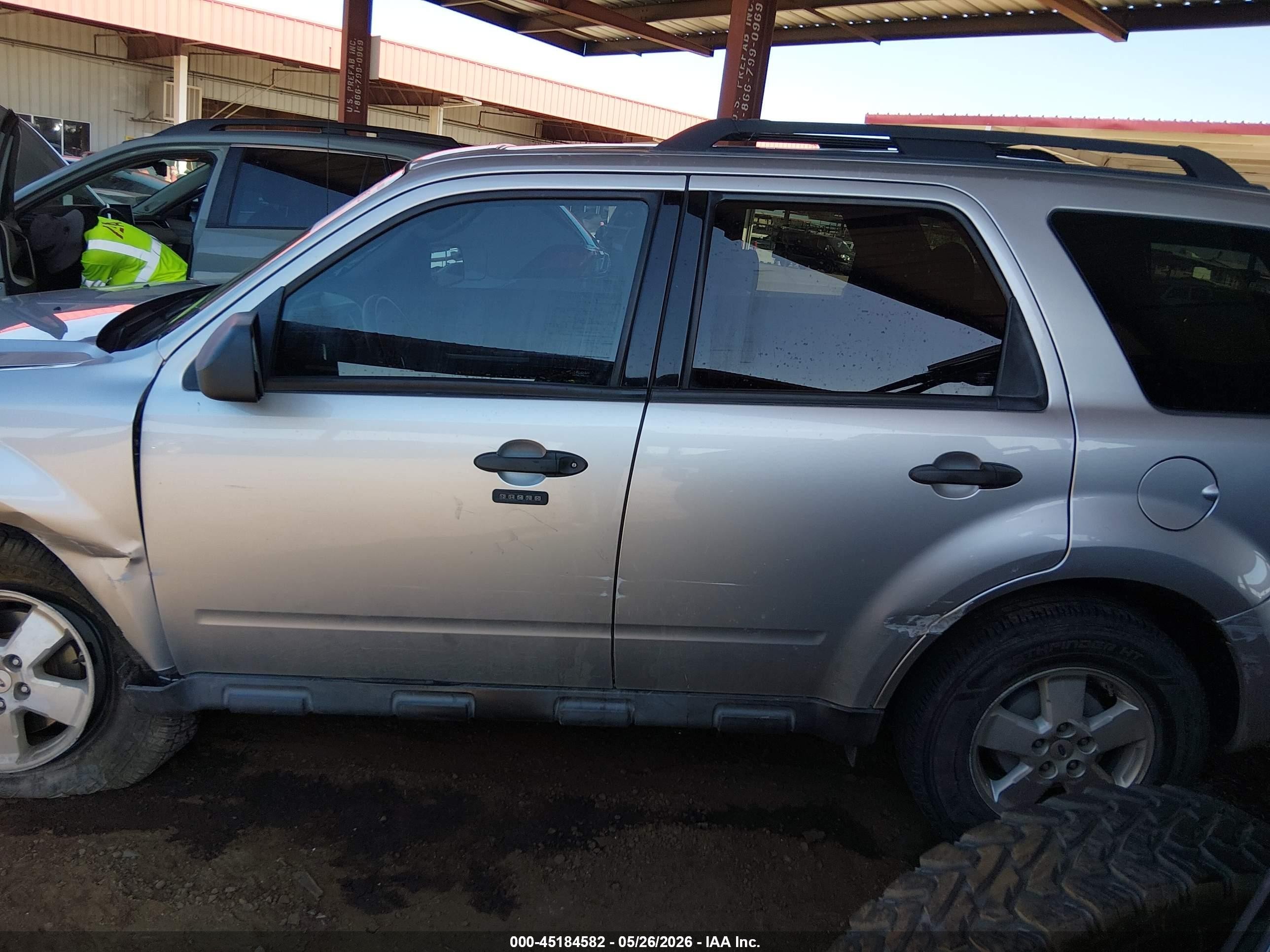 2010 Ford Escape Xlt Silver vin: 1FMCU9DG9AKB53071