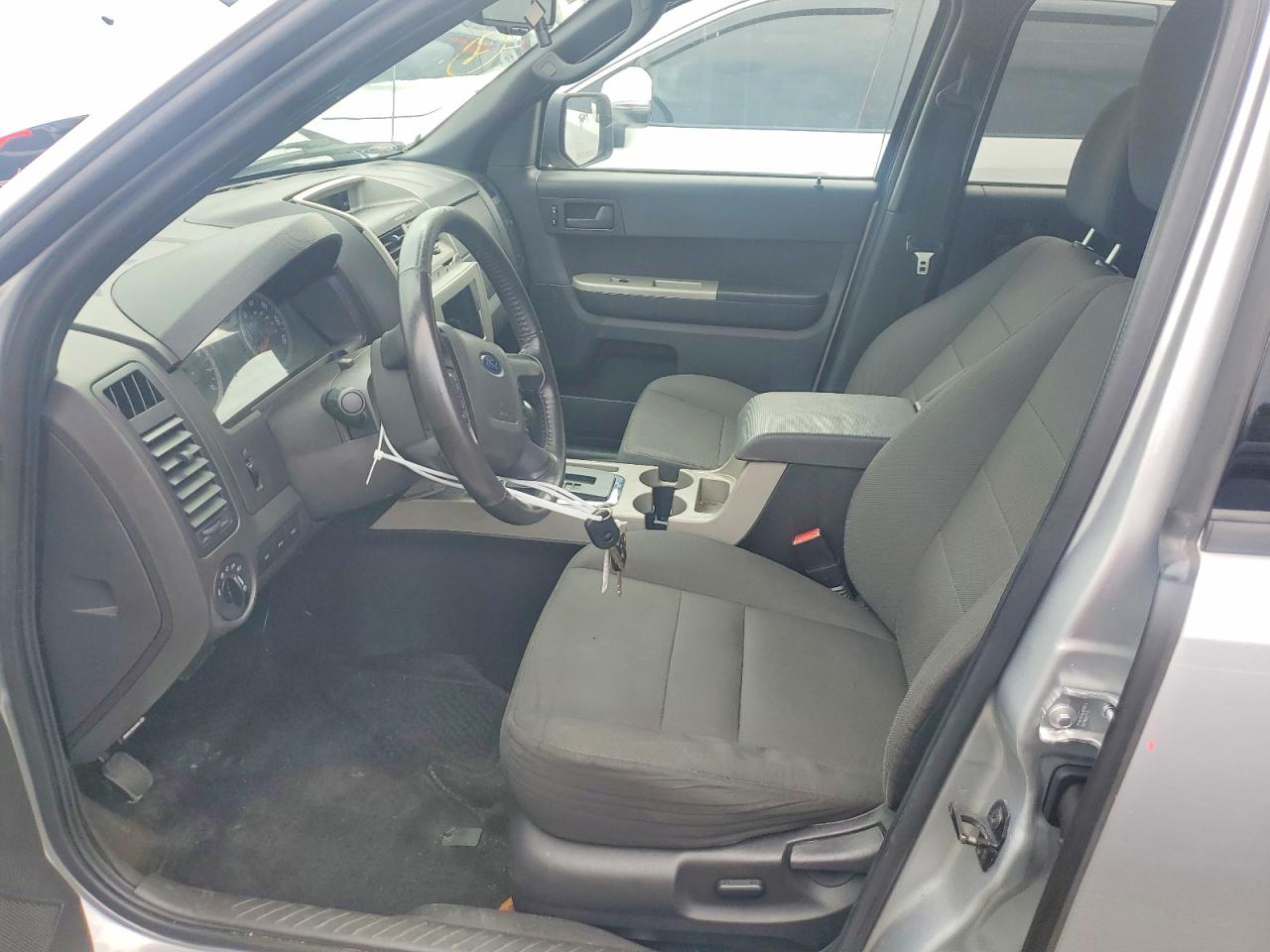 2010 Ford Escape Xlt Silver vin: 1FMCU9DG9AKB60912