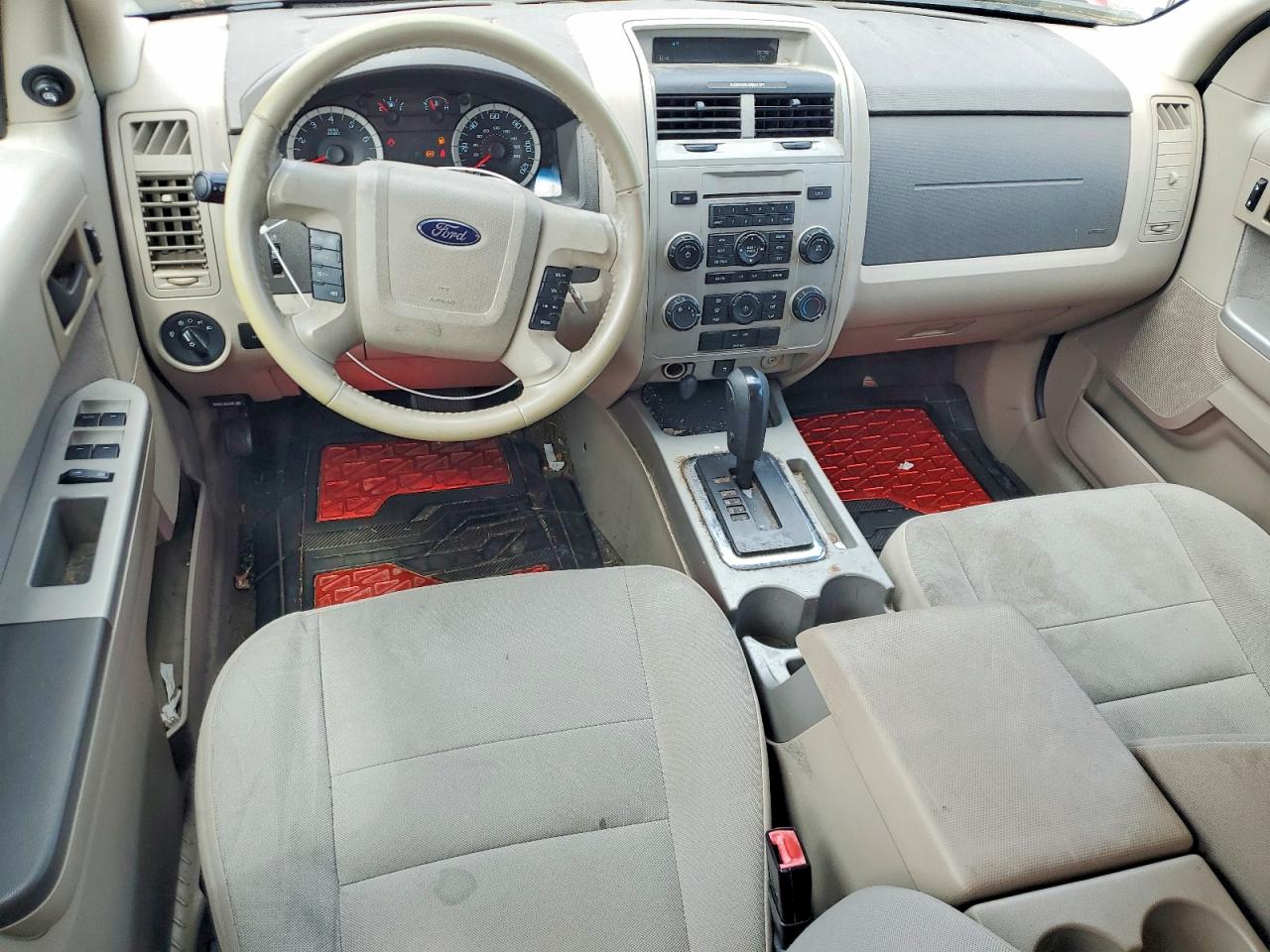 2010 Ford Escape Red vin: 1FMCU9DG9AKB89679