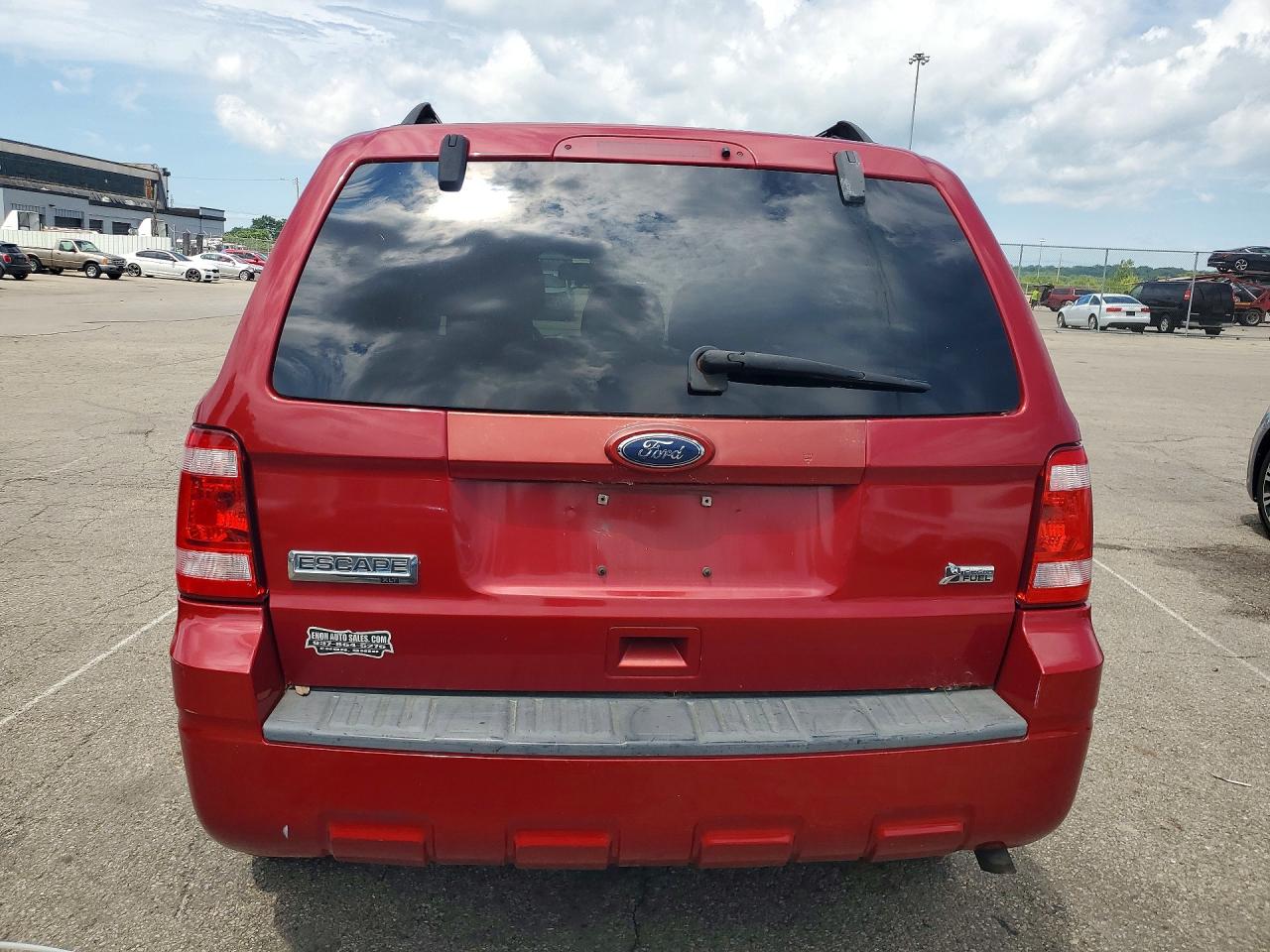 2010 Ford Escape Red vin: 1FMCU9DG9AKB89679