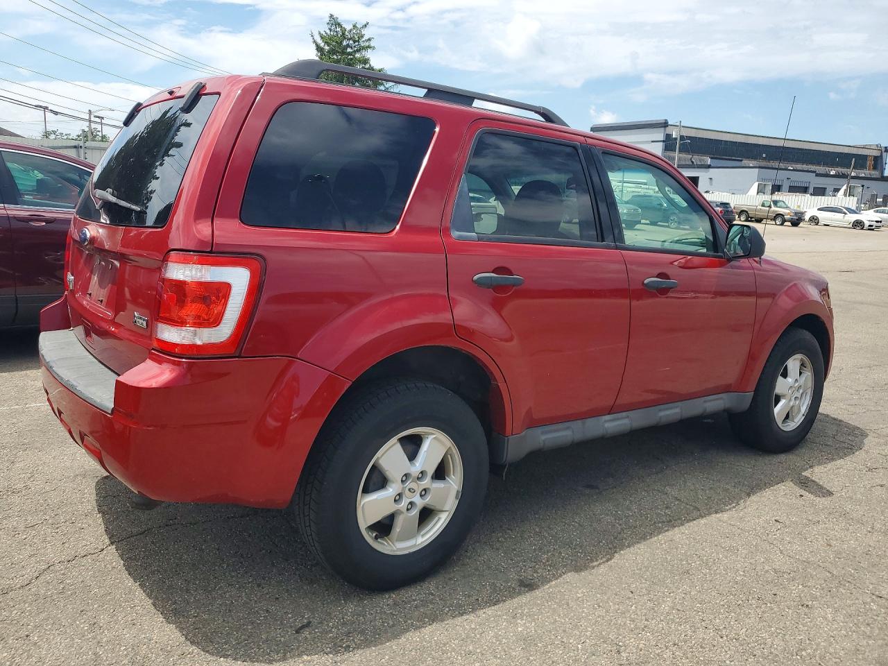 2010 Ford Escape Red vin: 1FMCU9DG9AKB89679
