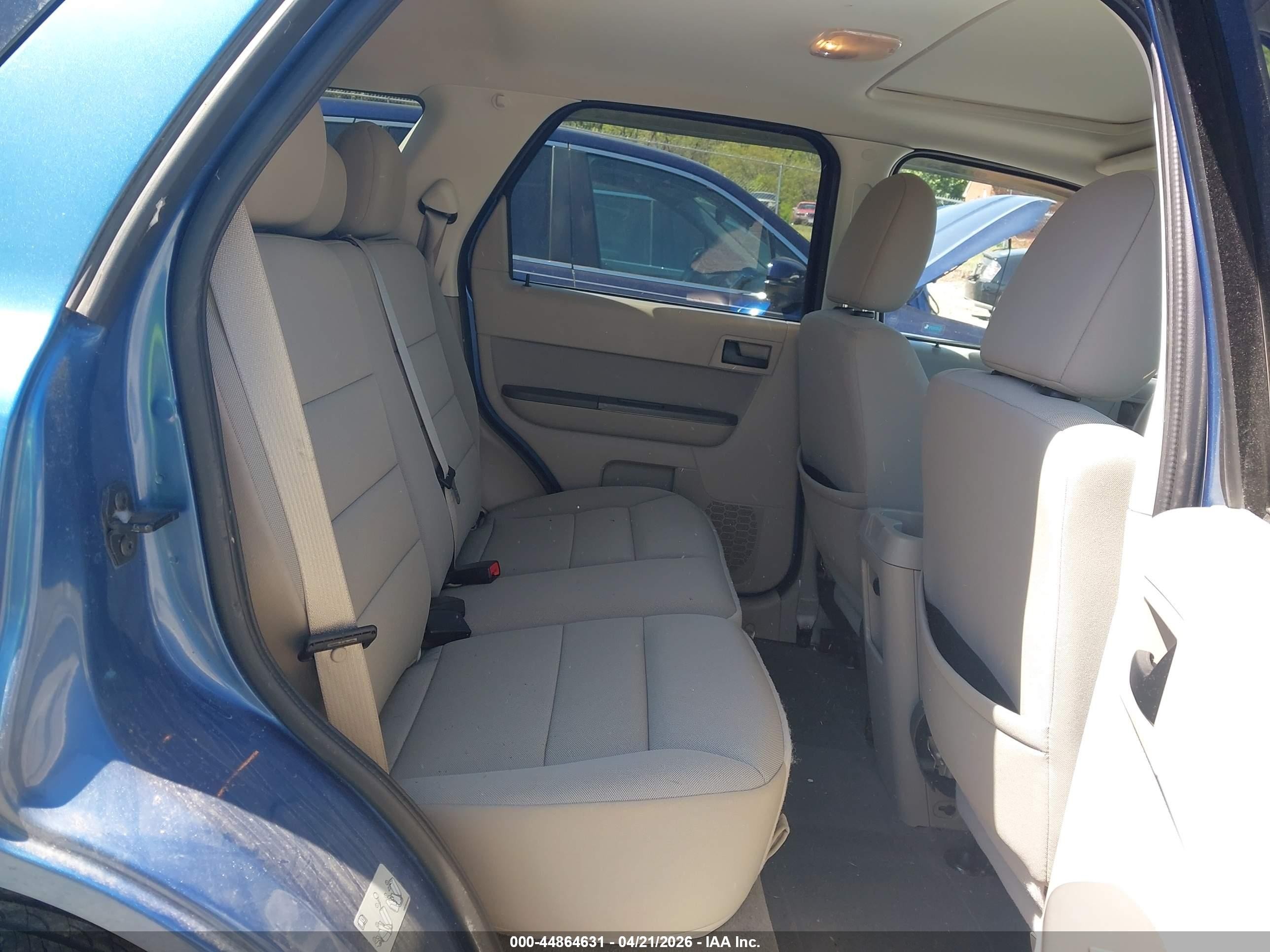 2010 Ford Escape Xlt Blue vin: 1FMCU9DG9AKC44874