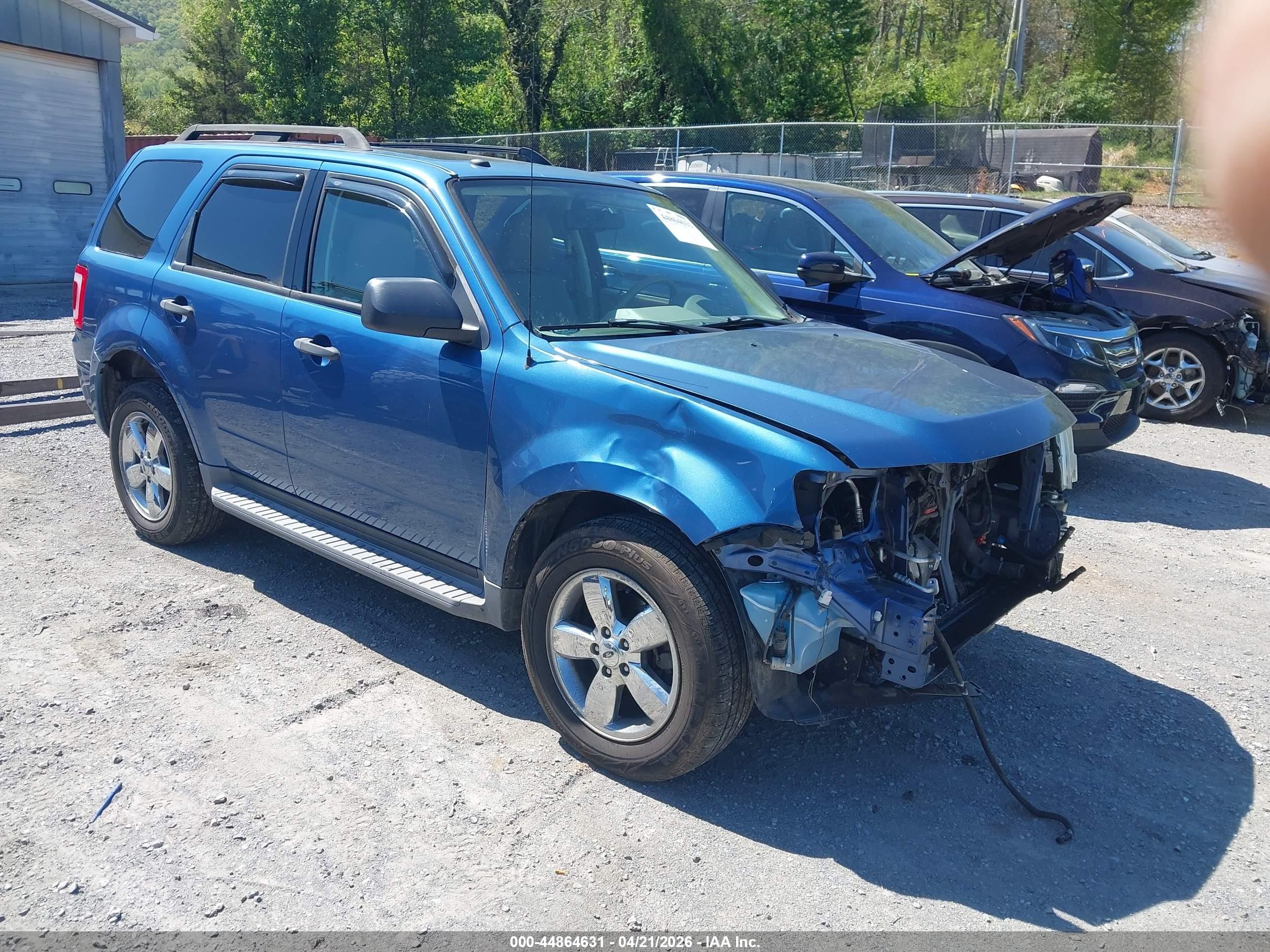 2010 Ford Escape Xlt Blue vin: 1FMCU9DG9AKC44874