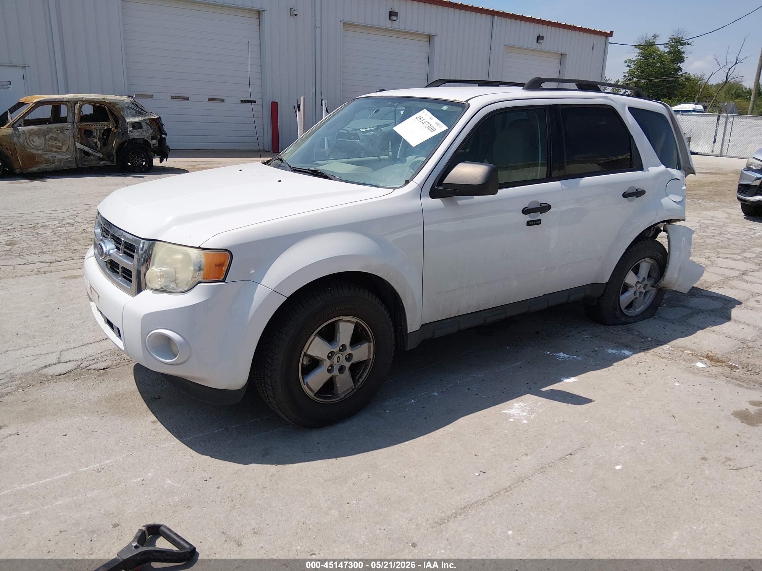 2010 Ford Escape Xlt Белый vin: 1FMCU9DG9AKC79320