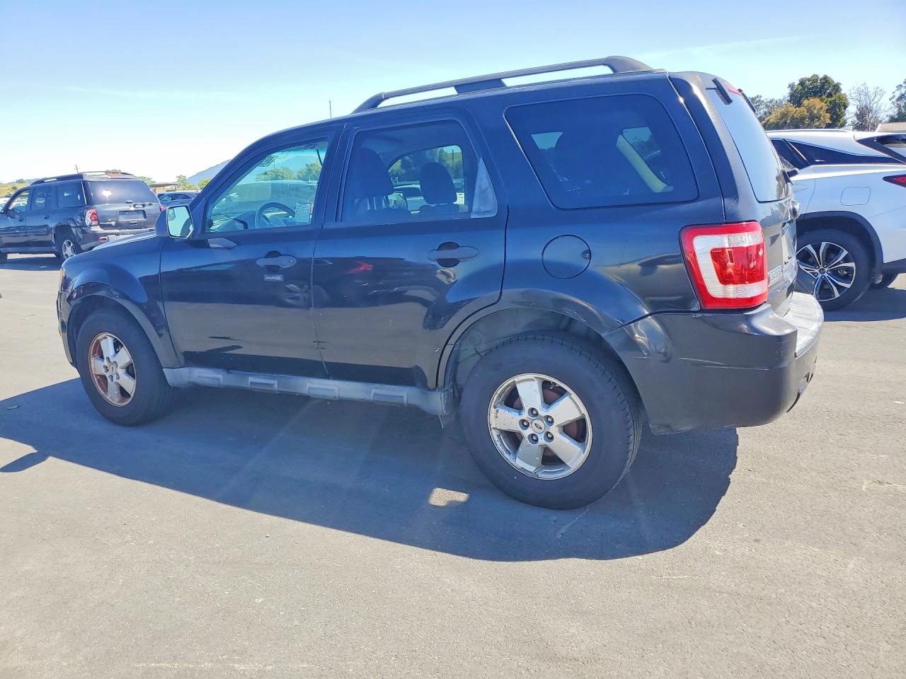 2011 Ford Escape Xlt Black vin: 1FMCU9DG9BKA45454