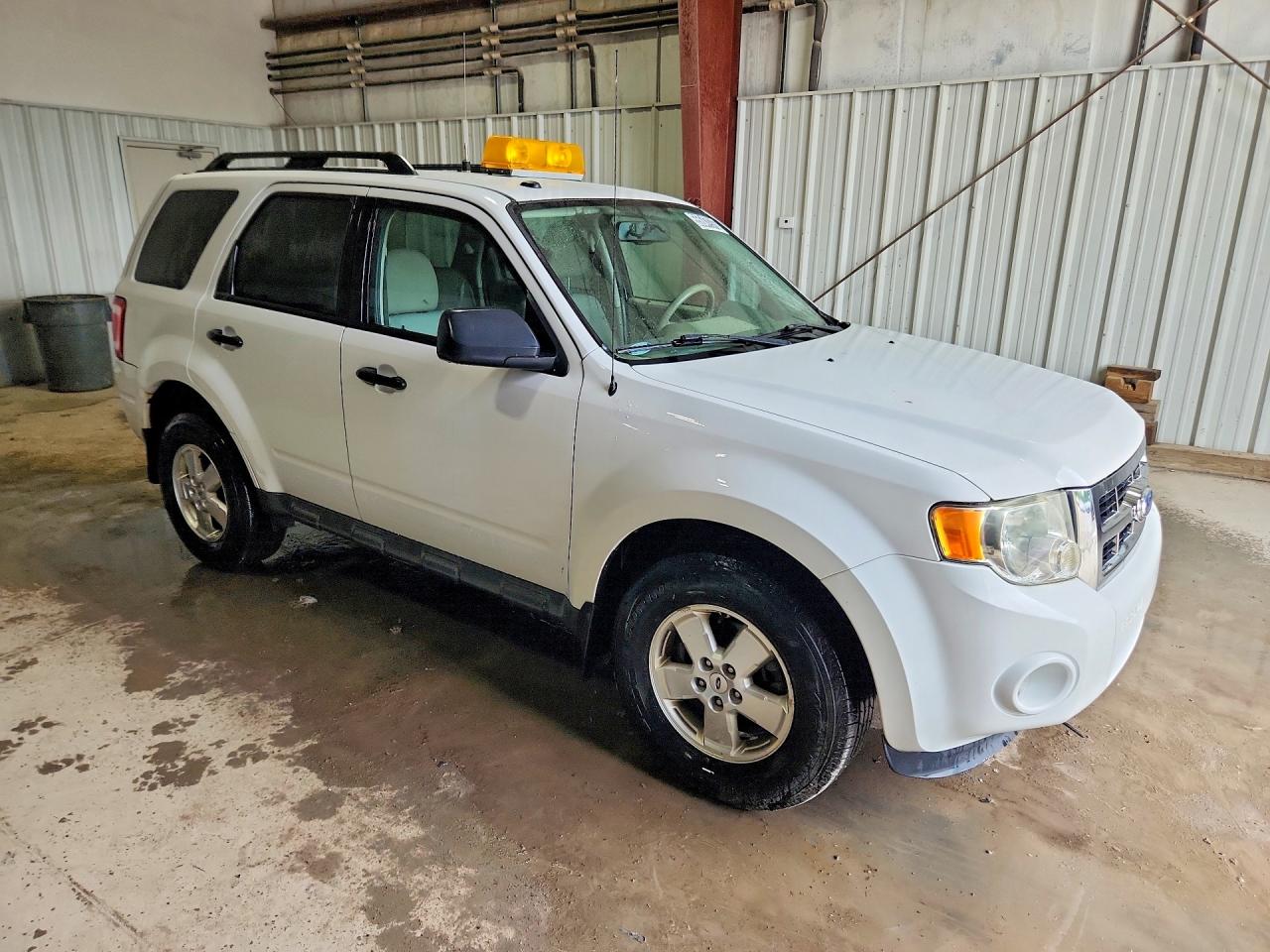 2011 Ford Escape Xlt White vin: 1FMCU9DG9BKA56826