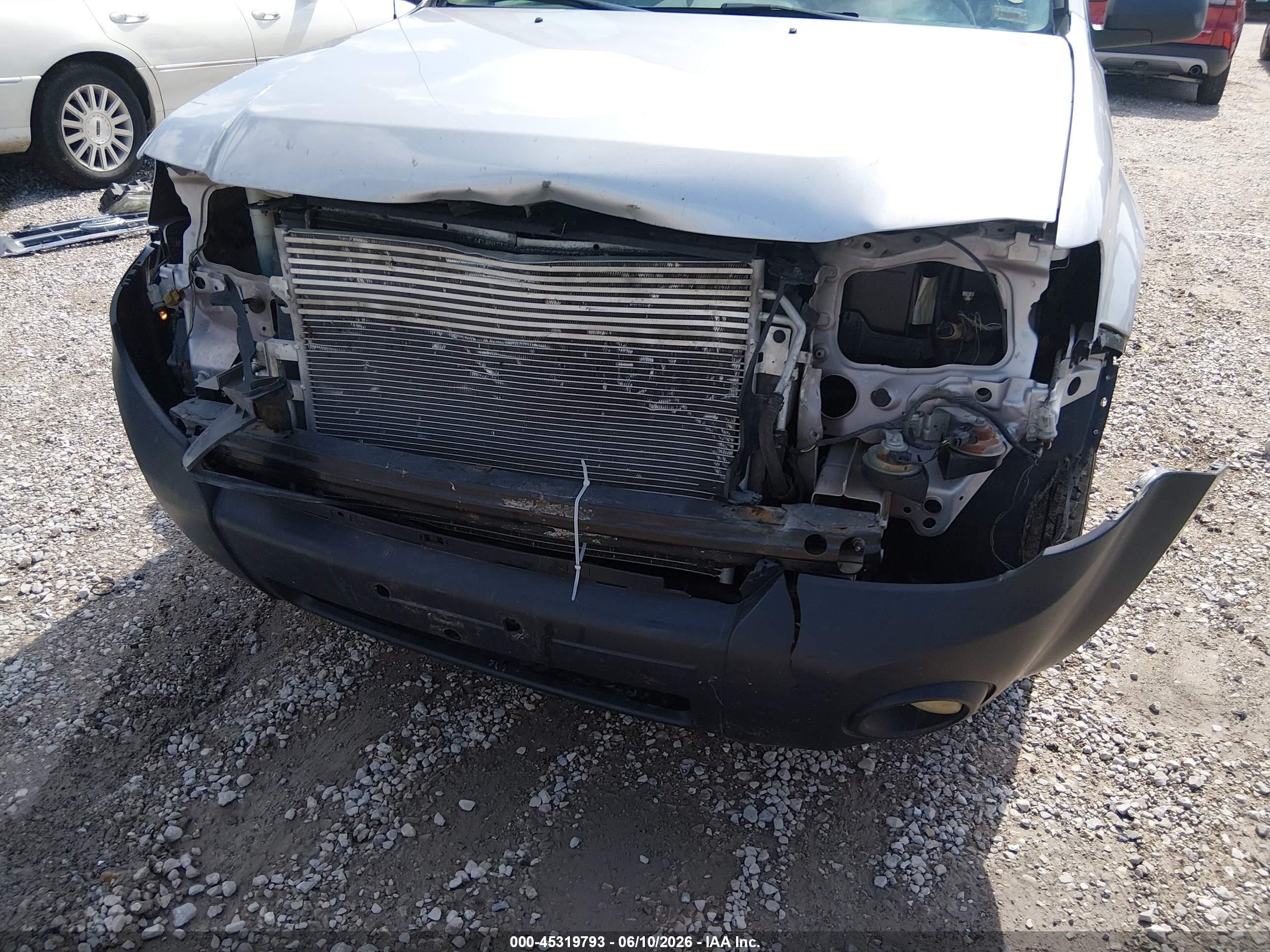 2011 Ford Escape Xlt Серебряный vin: 1FMCU9DG9BKB02753