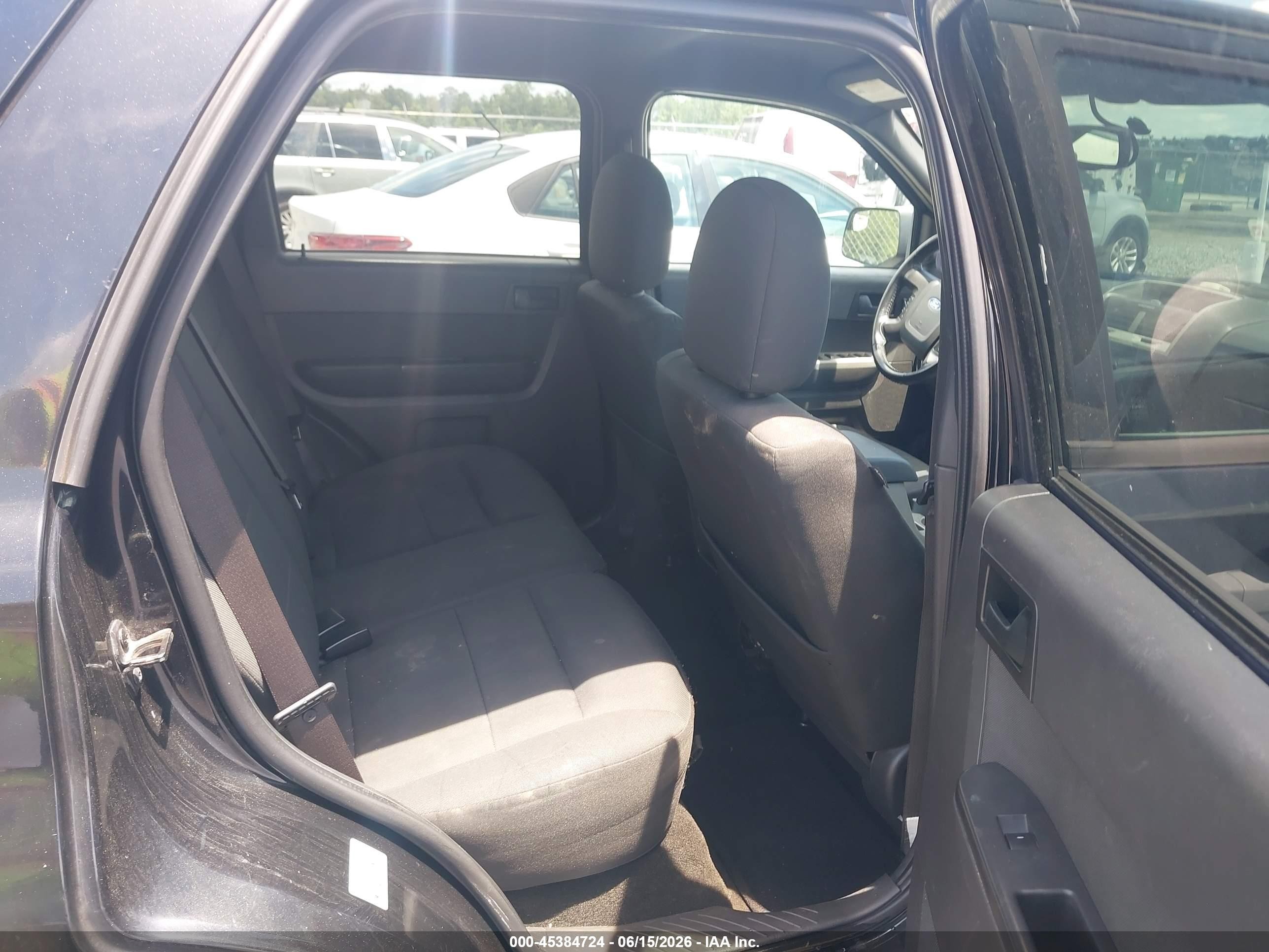 2011 Ford Escape Xlt Black vin: 1FMCU9DG9BKC24027