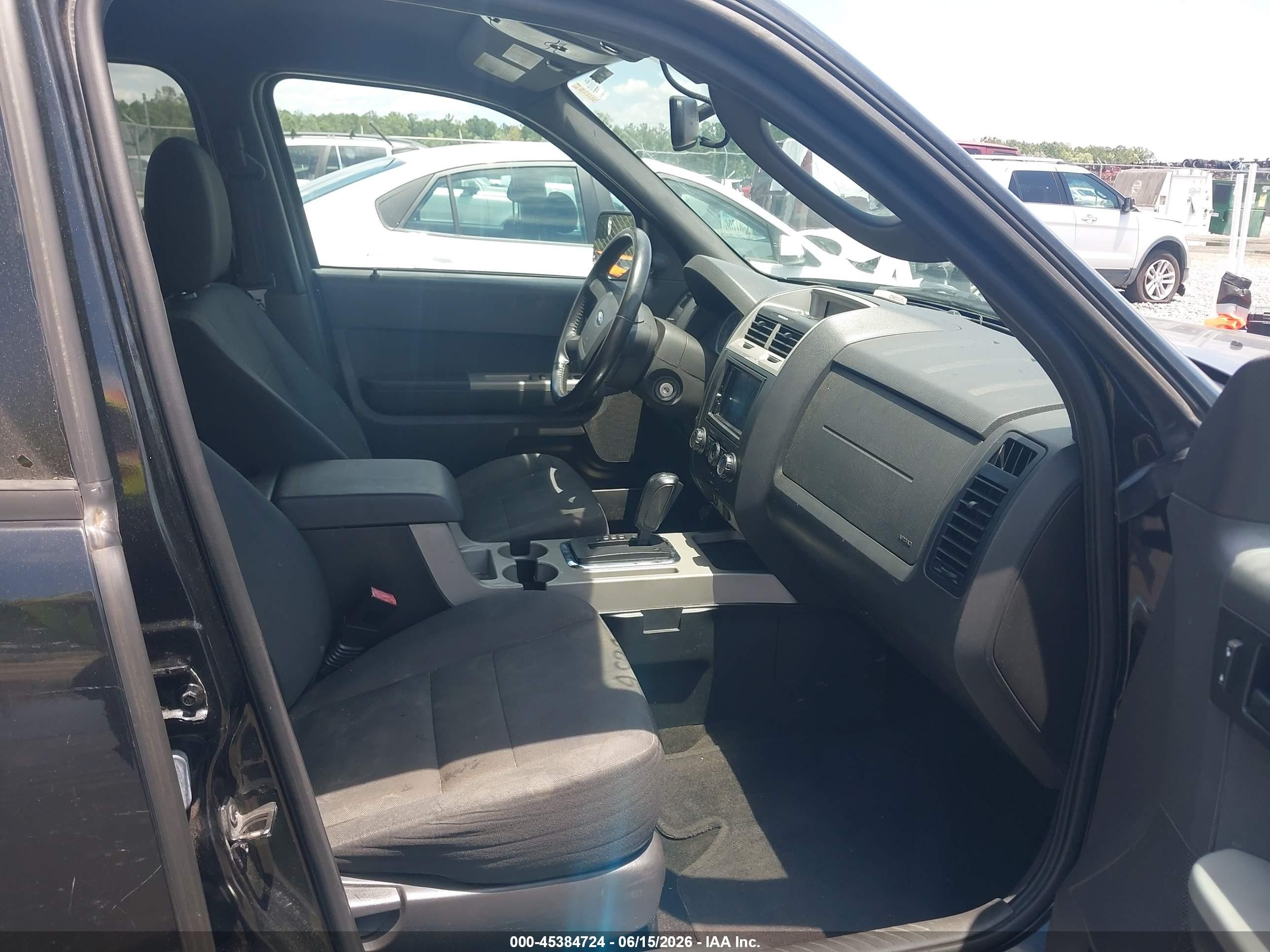 2011 Ford Escape Xlt Black vin: 1FMCU9DG9BKC24027