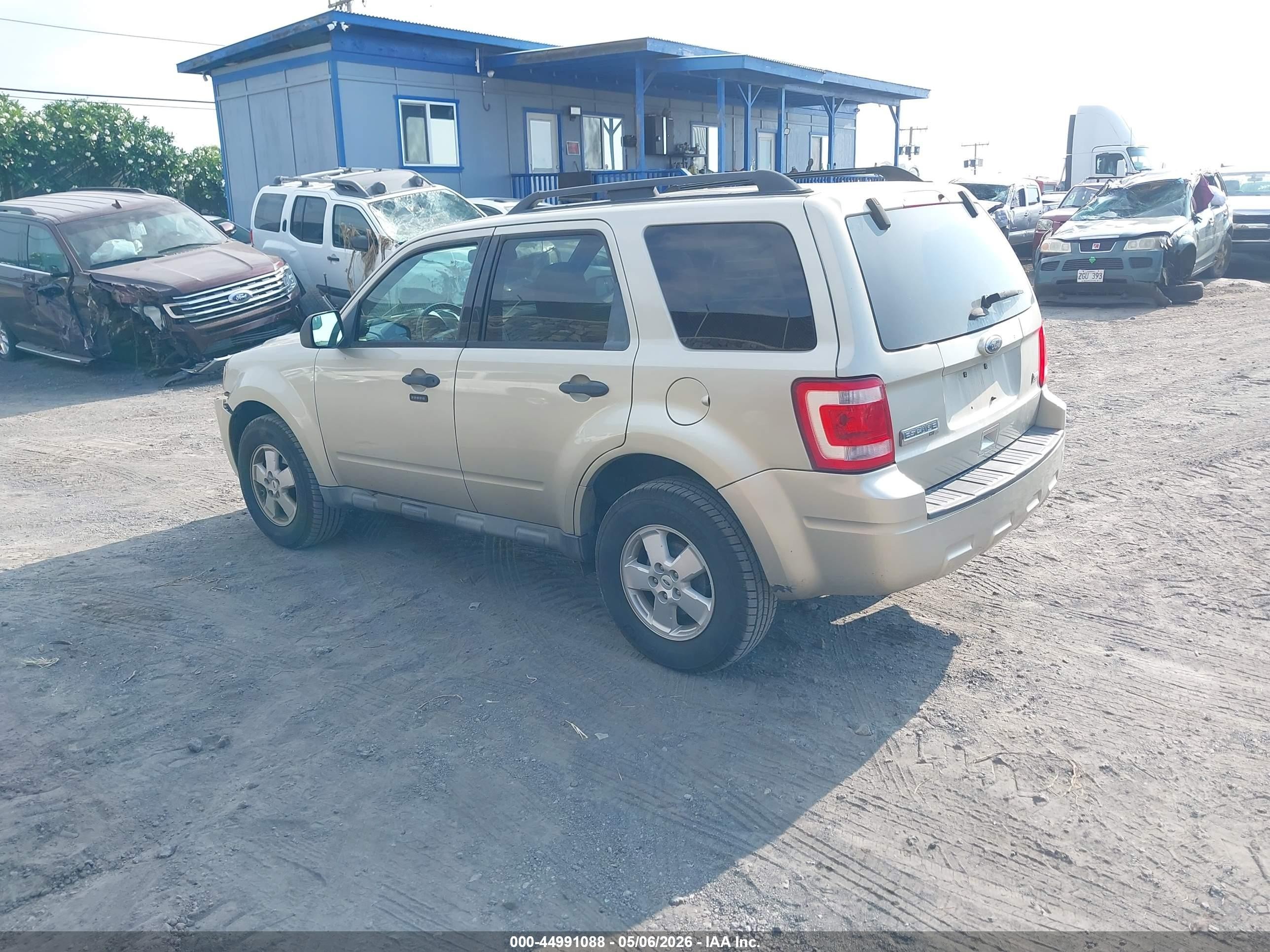 2012 Ford Escape Xlt Gold vin: 1FMCU9DG9CKB42994
