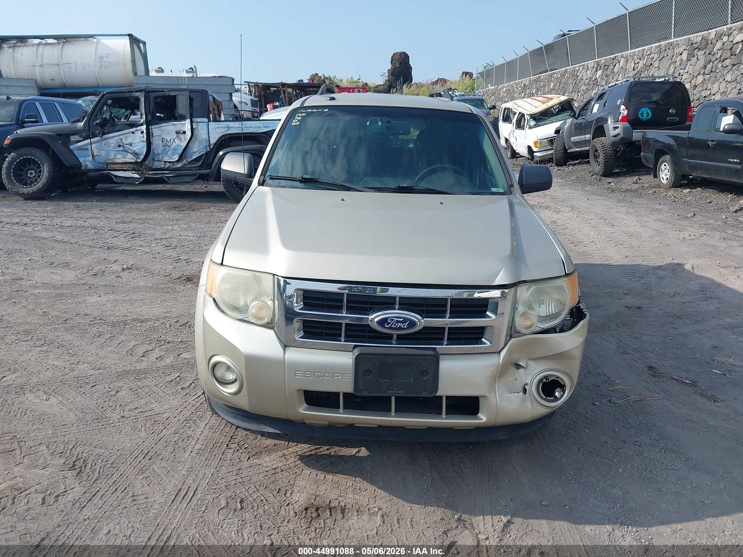 2012 Ford Escape Xlt Gold vin: 1FMCU9DG9CKB42994