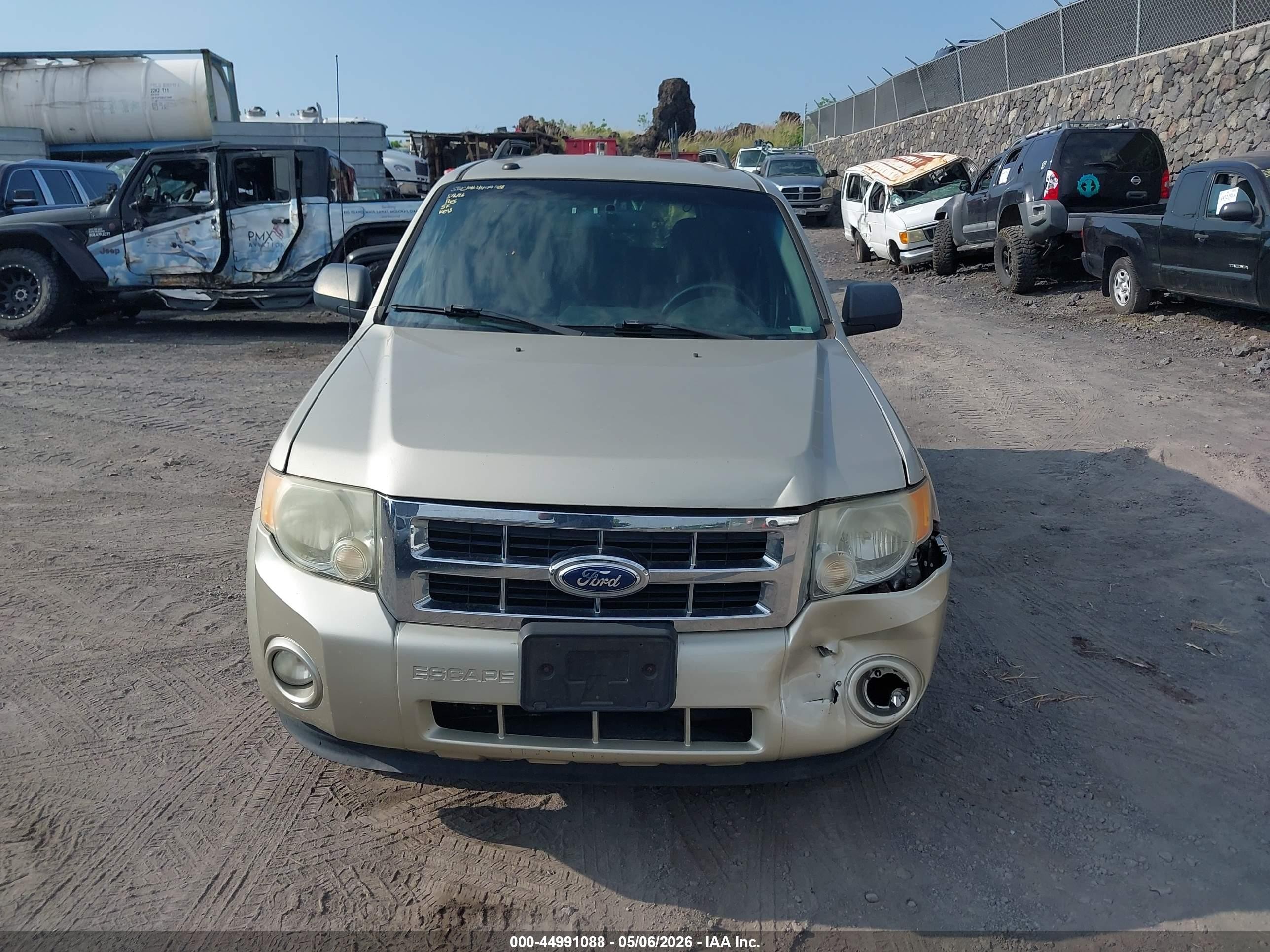 2012 Ford Escape Xlt Gold vin: 1FMCU9DG9CKB42994