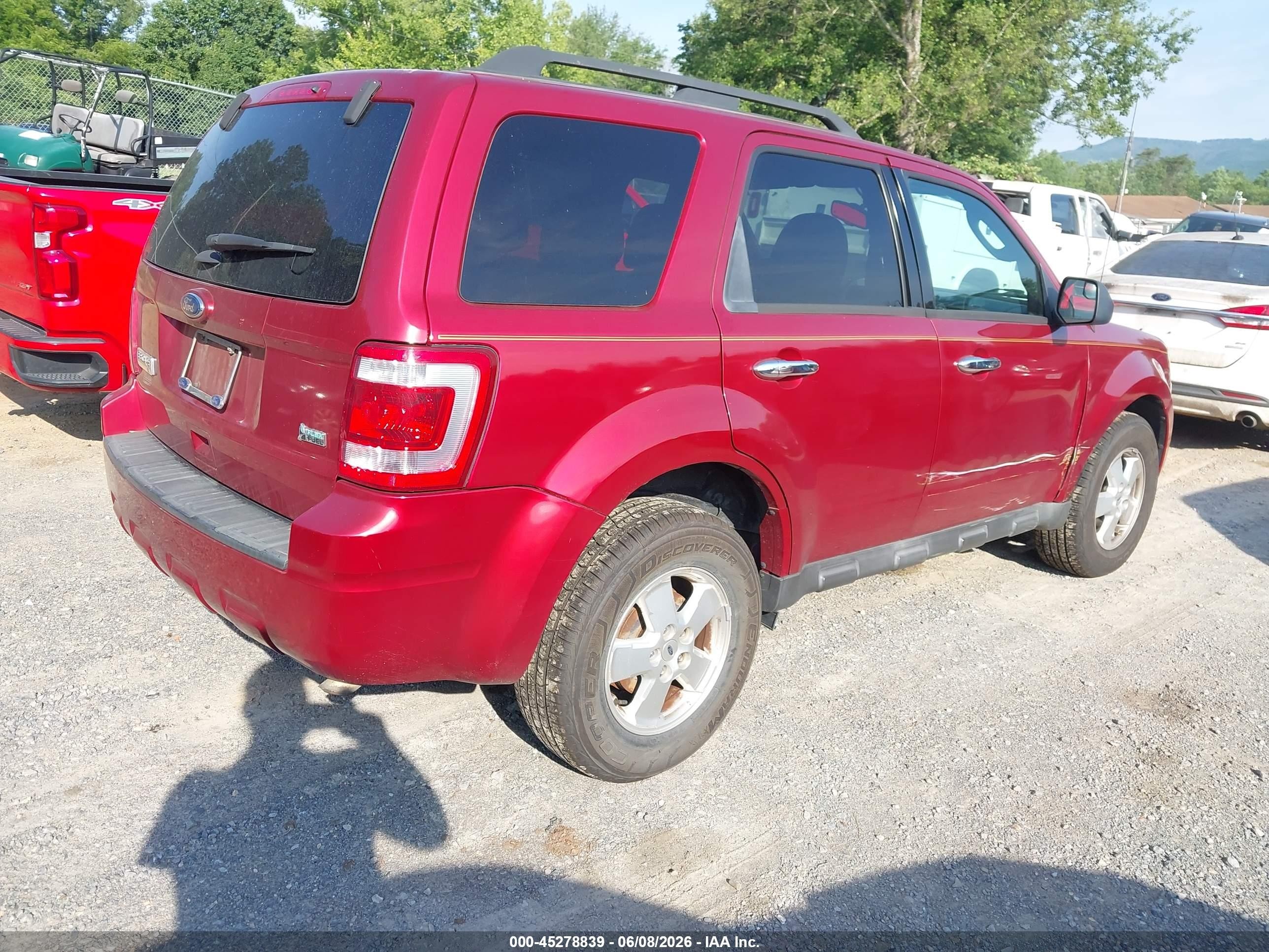 2012 Ford Escape Xlt Red vin: 1FMCU9DG9CKB57060