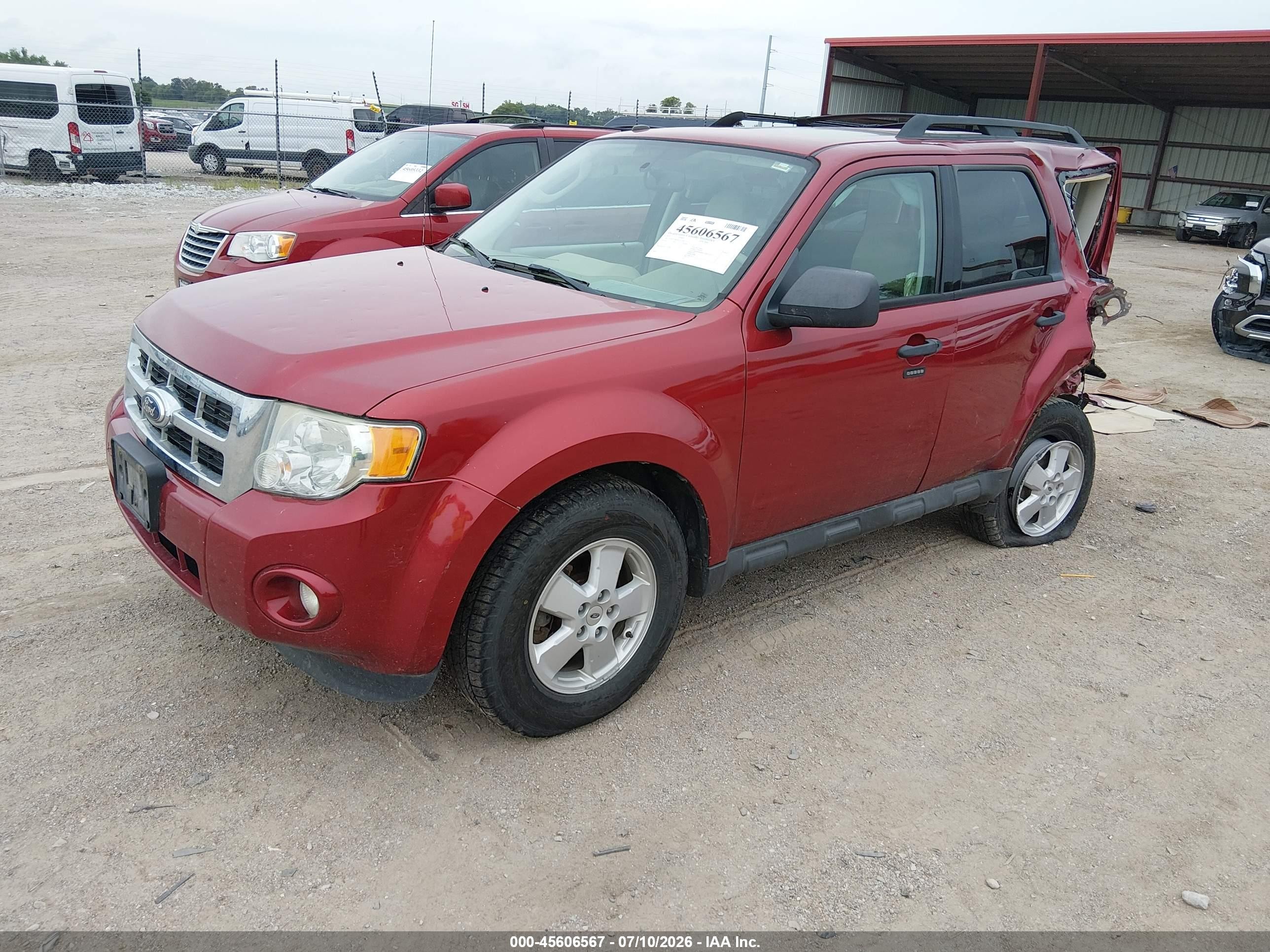 2012 Ford Escape Xlt Maroon vin: 1FMCU9DG9CKC25633