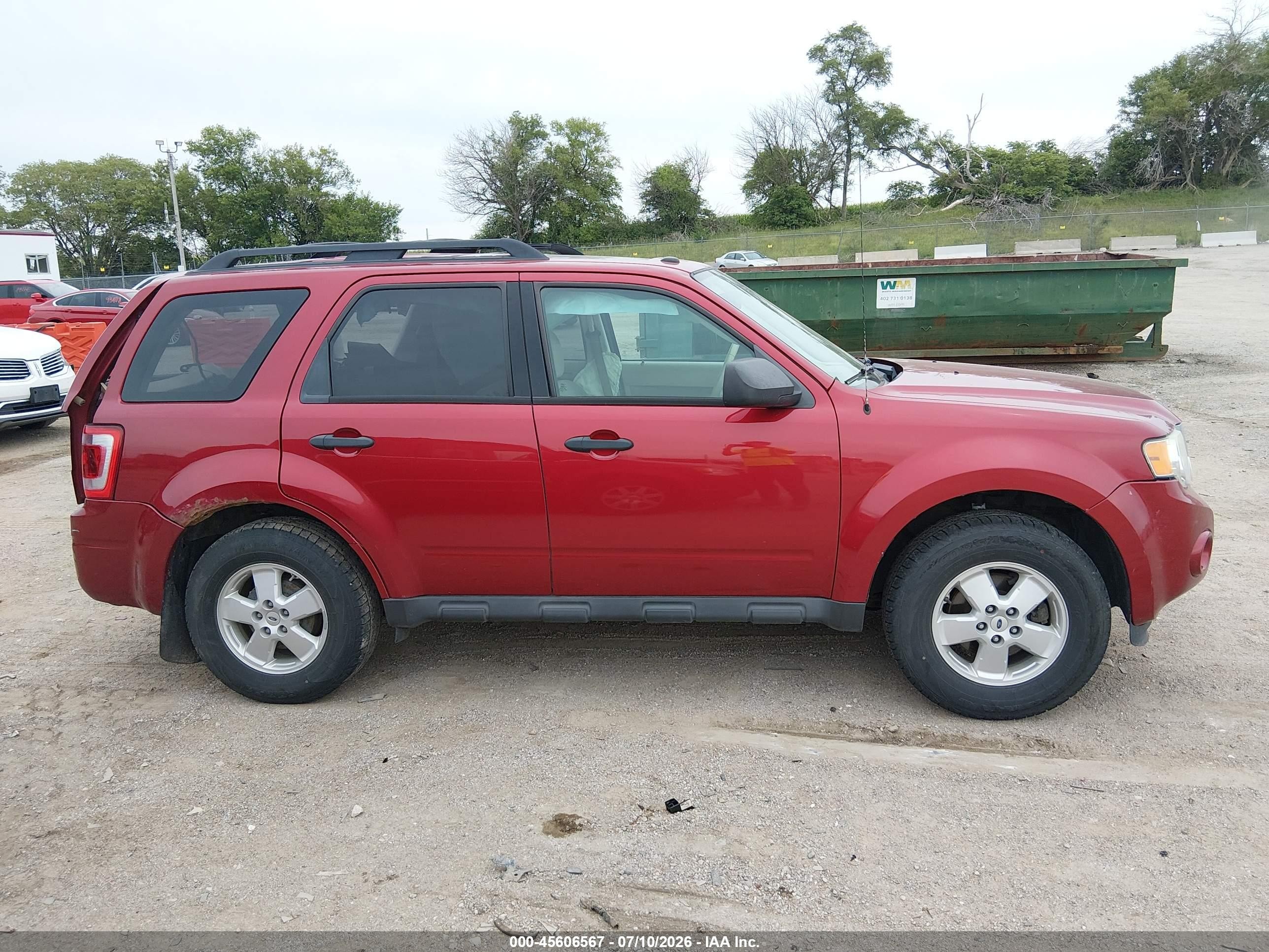 2012 Ford Escape Xlt Maroon vin: 1FMCU9DG9CKC25633