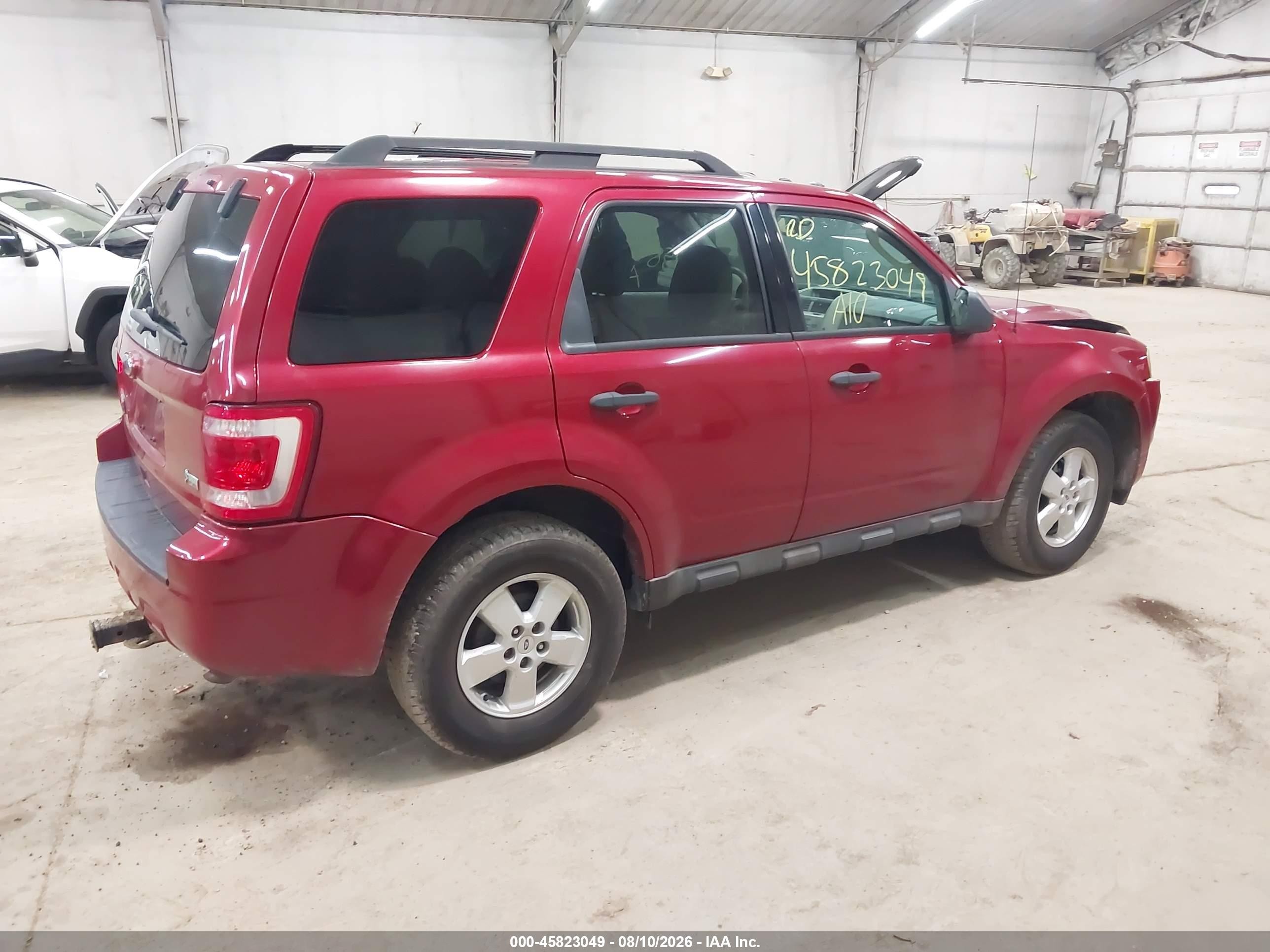 2010 Ford Escape Xlt Red vin: 1FMCU9DGXAKD02149