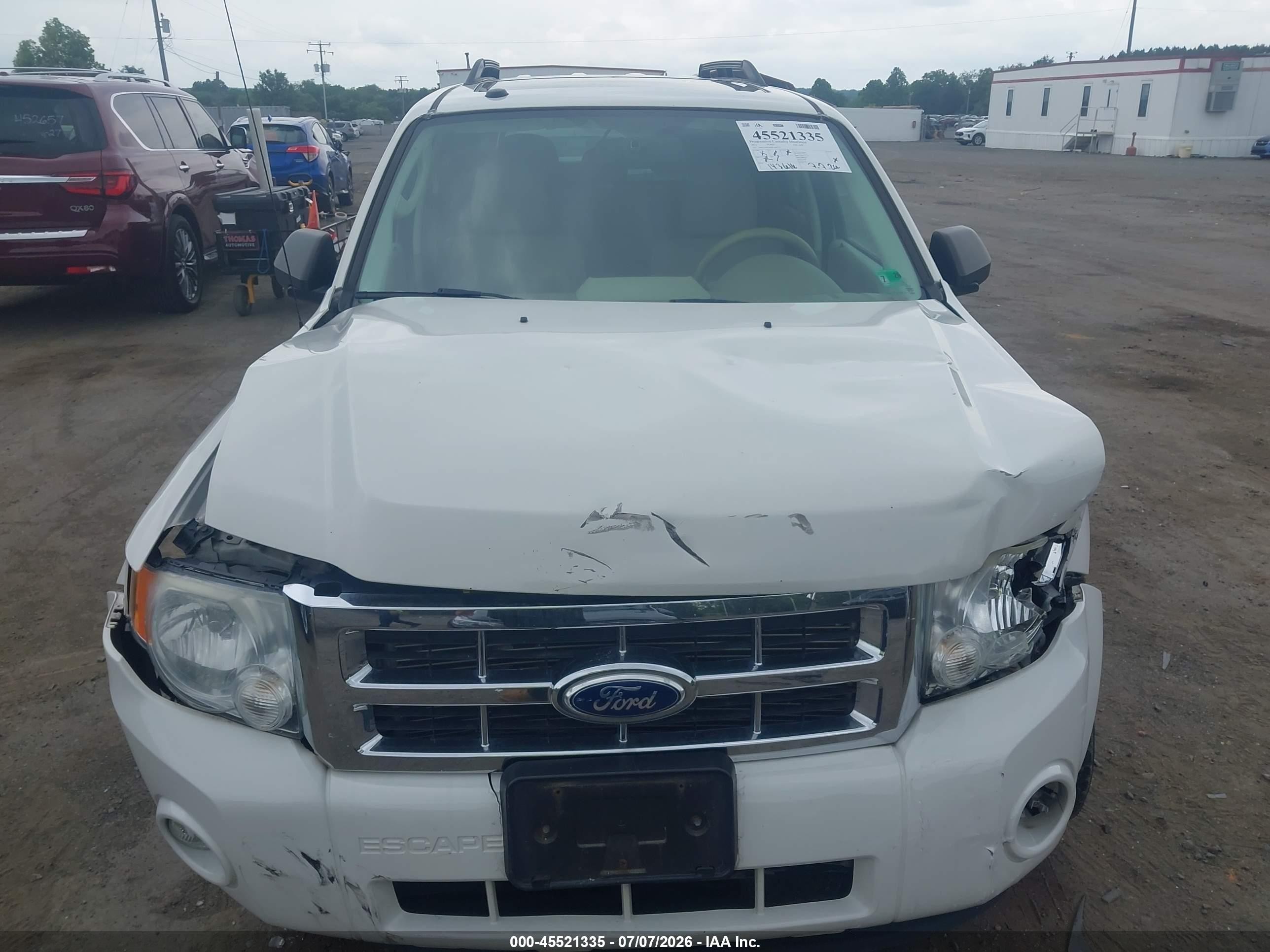 2011 Ford Escape Xlt White vin: 1FMCU9DGXBKA60772