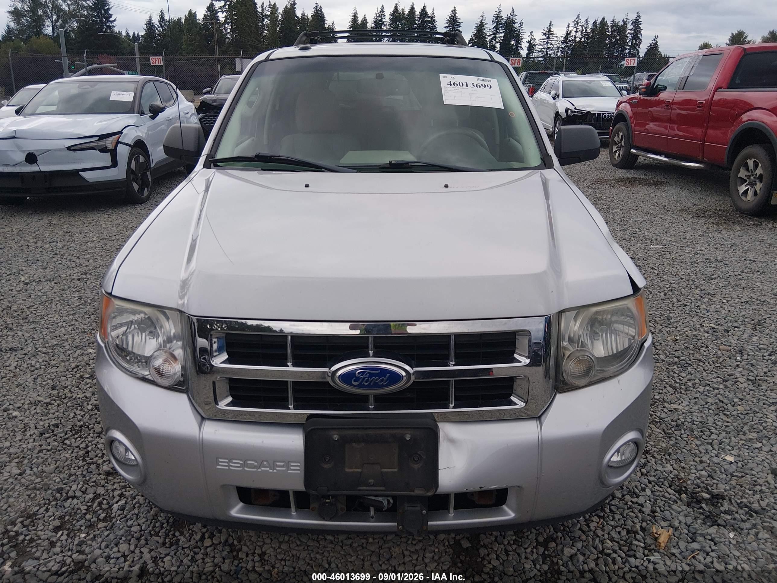 2011 Ford Escape Xlt Silver vin: 1FMCU9DGXBKC11139