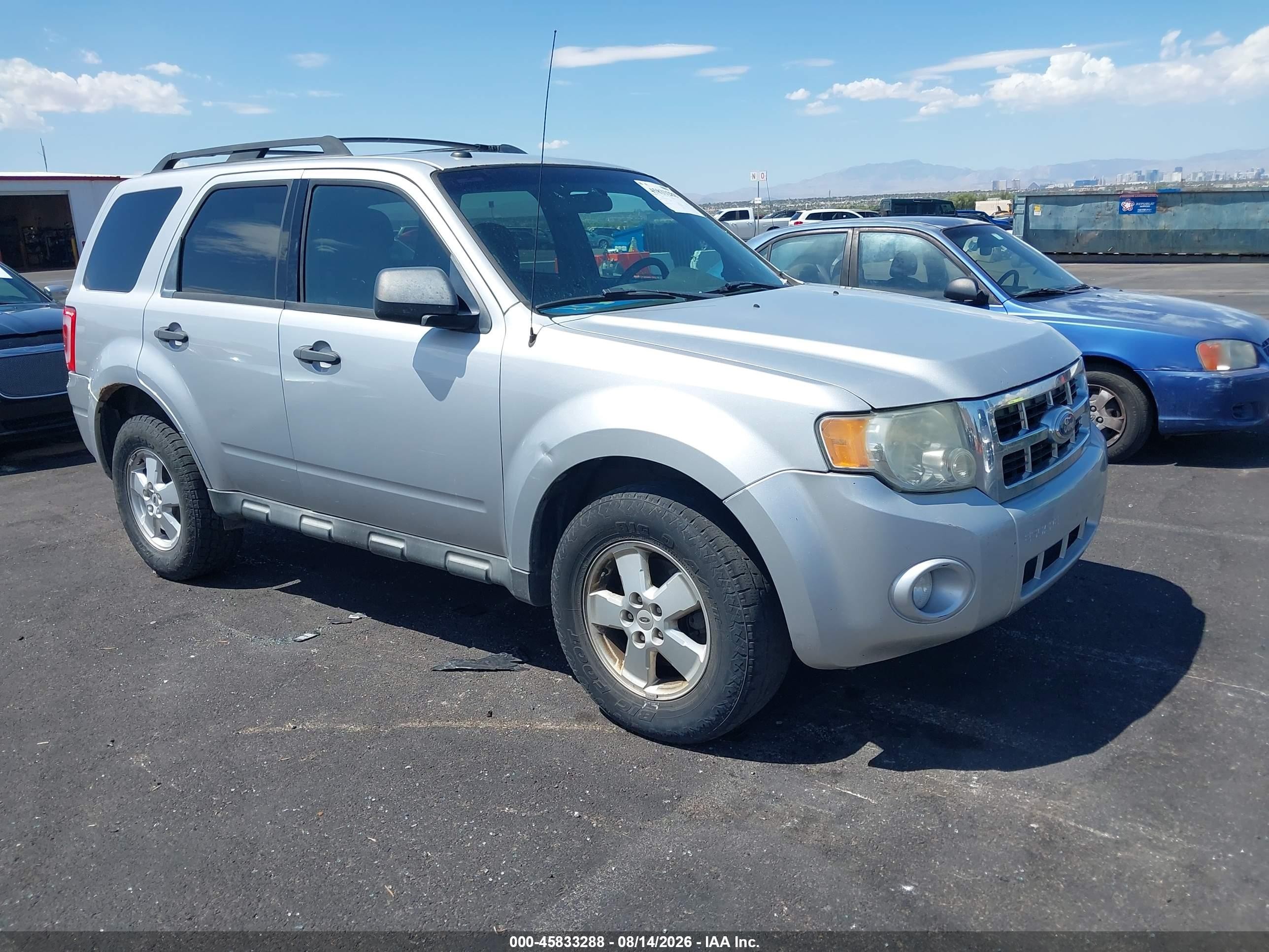 2011 Ford Escape Xlt Automatic Silver vin: 1FMCU9DGXBKC19953
