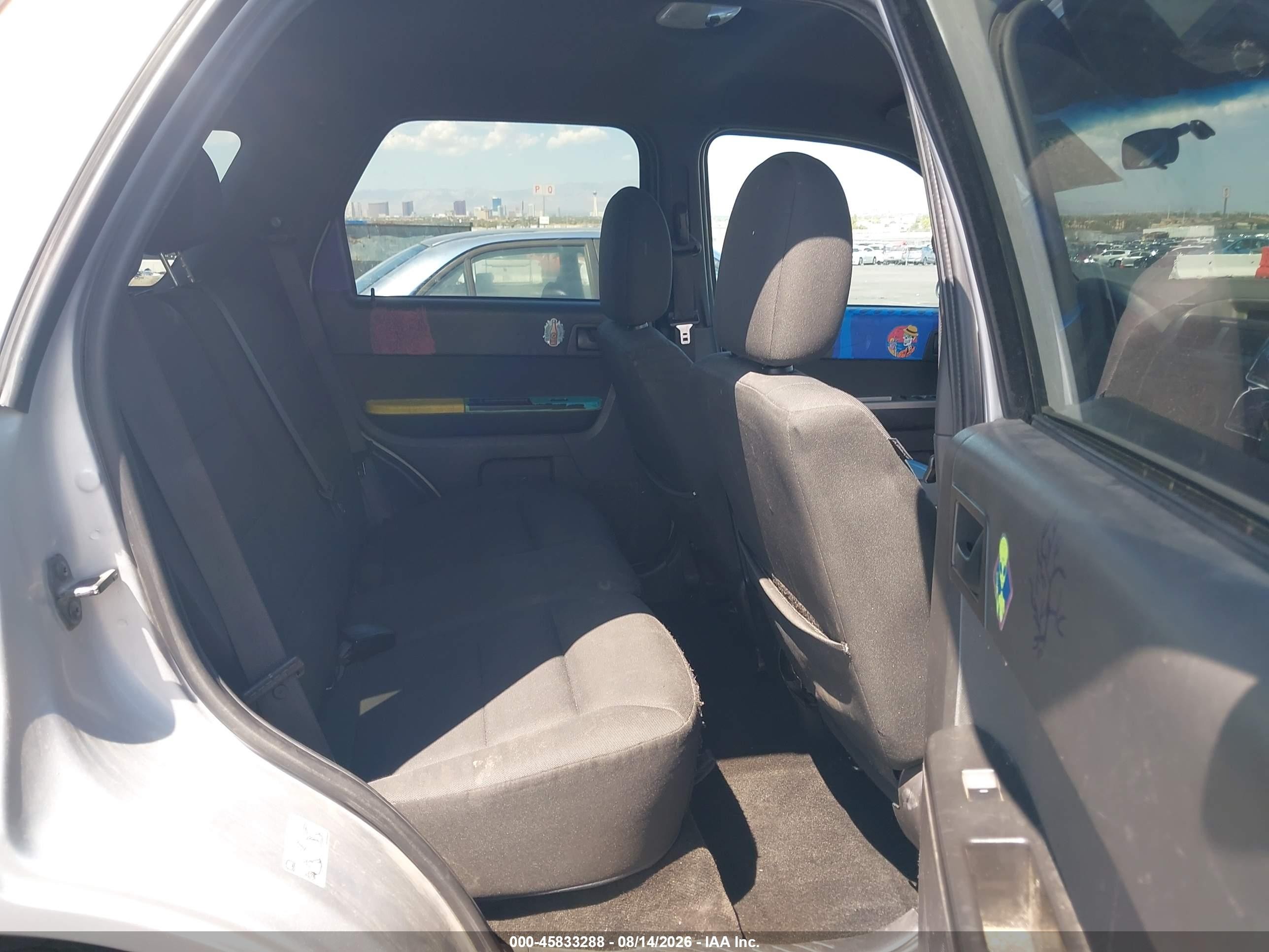 2011 Ford Escape Xlt Automatic Серебряный vin: 1FMCU9DGXBKC19953