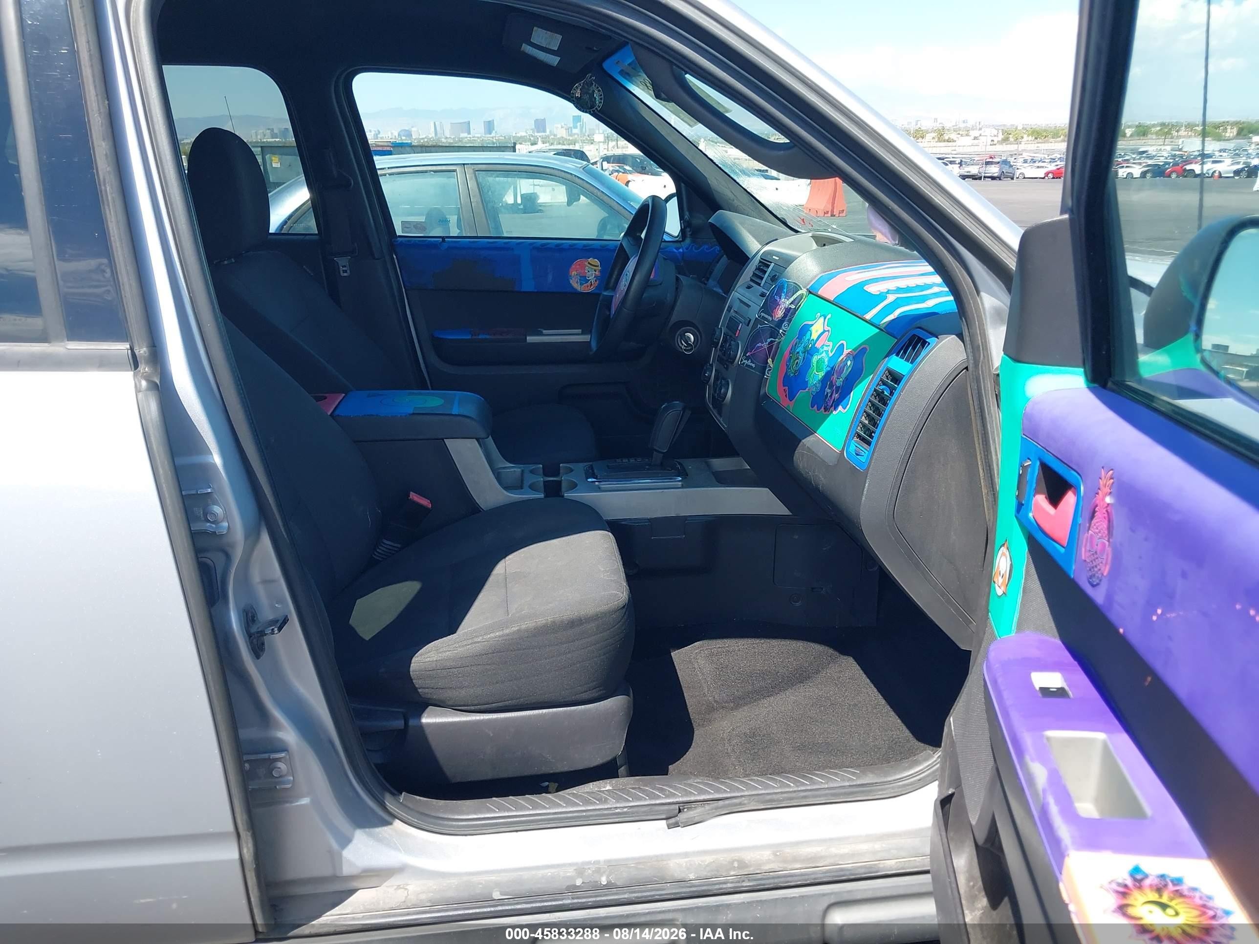 2011 Ford Escape Xlt Automatic Серебряный vin: 1FMCU9DGXBKC19953