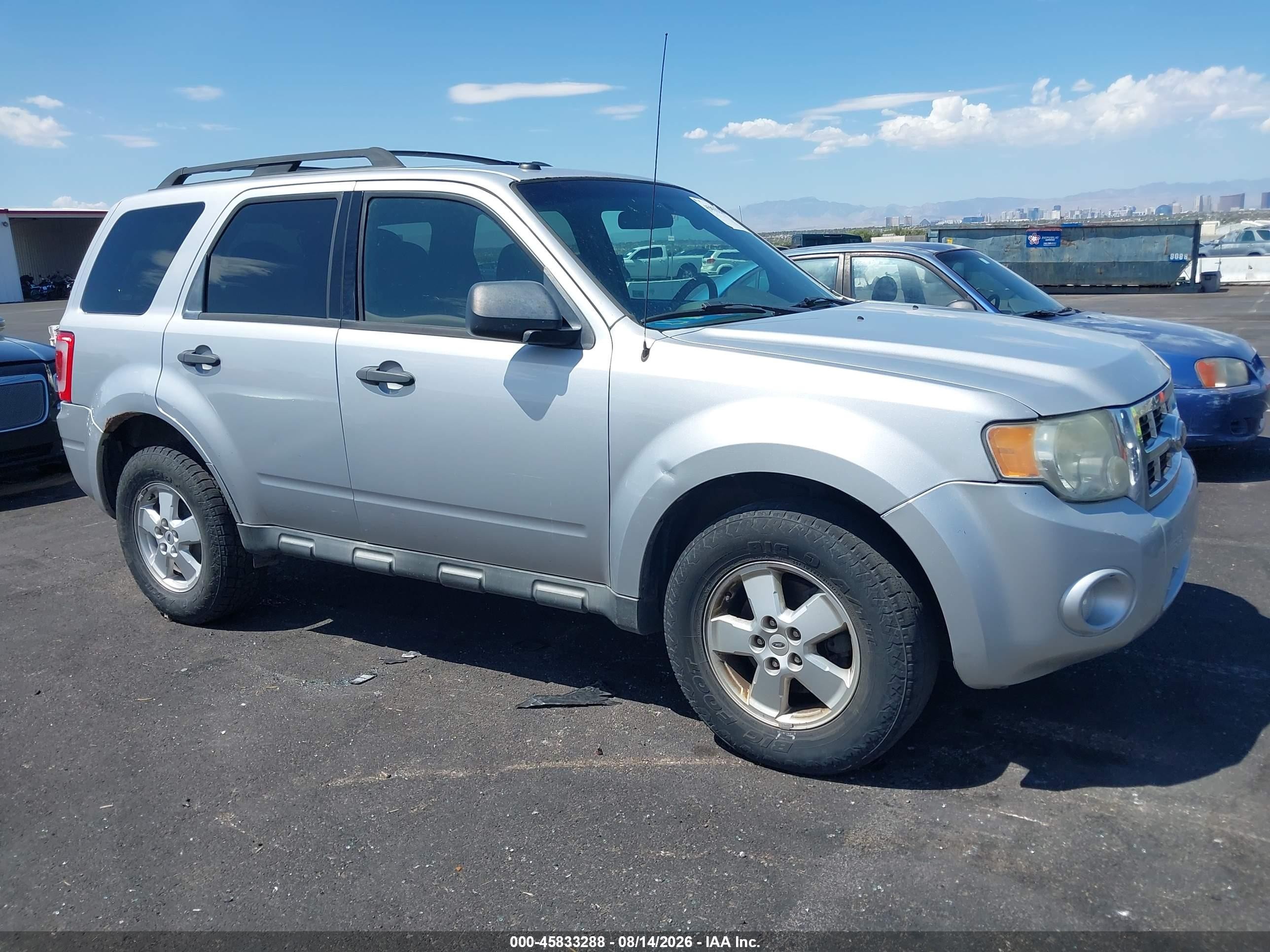 2011 Ford Escape Xlt Automatic Серебряный vin: 1FMCU9DGXBKC19953