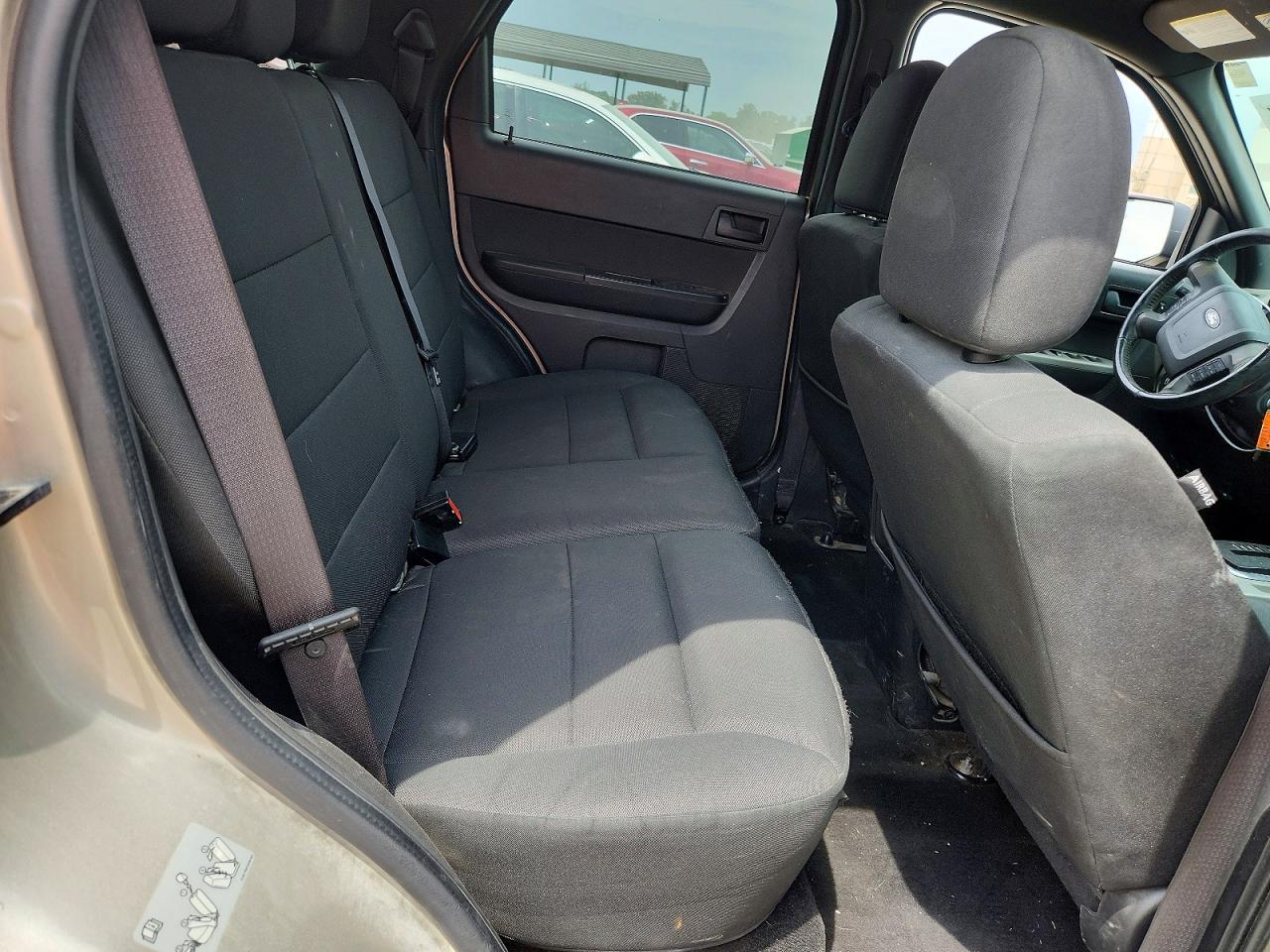 2012 Ford Escape Xlt Cream vin: 1FMCU9DGXCKB31132