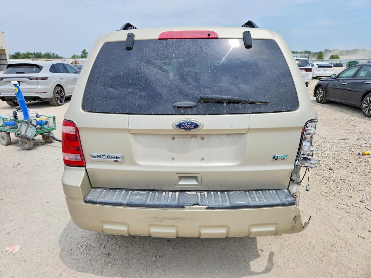 2012 Ford Escape Xlt Cream vin: 1FMCU9DGXCKB31132