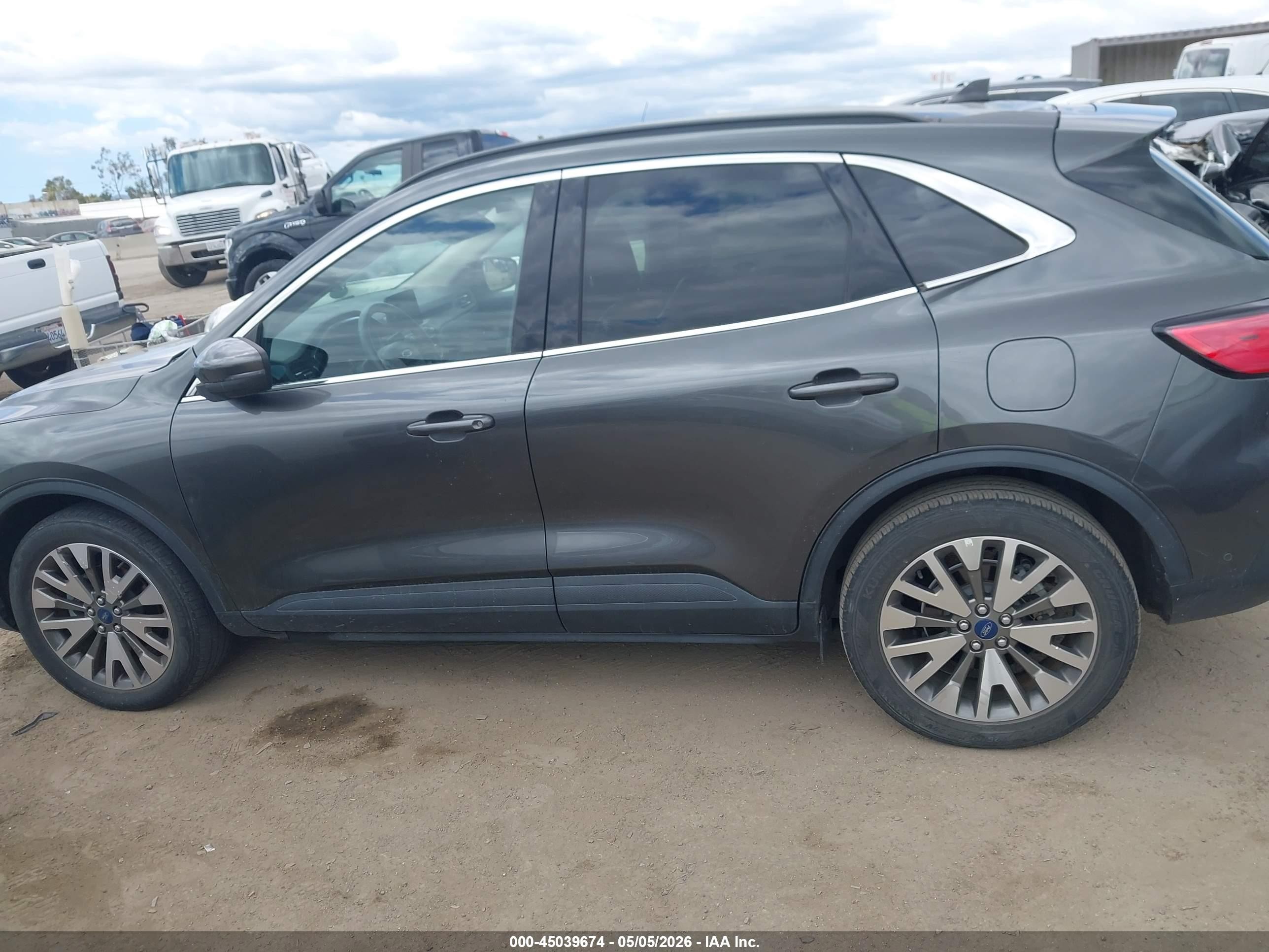 2020 Ford Escape Titanium Hybrid Gray vin: 1FMCU9DZ6LUC32593