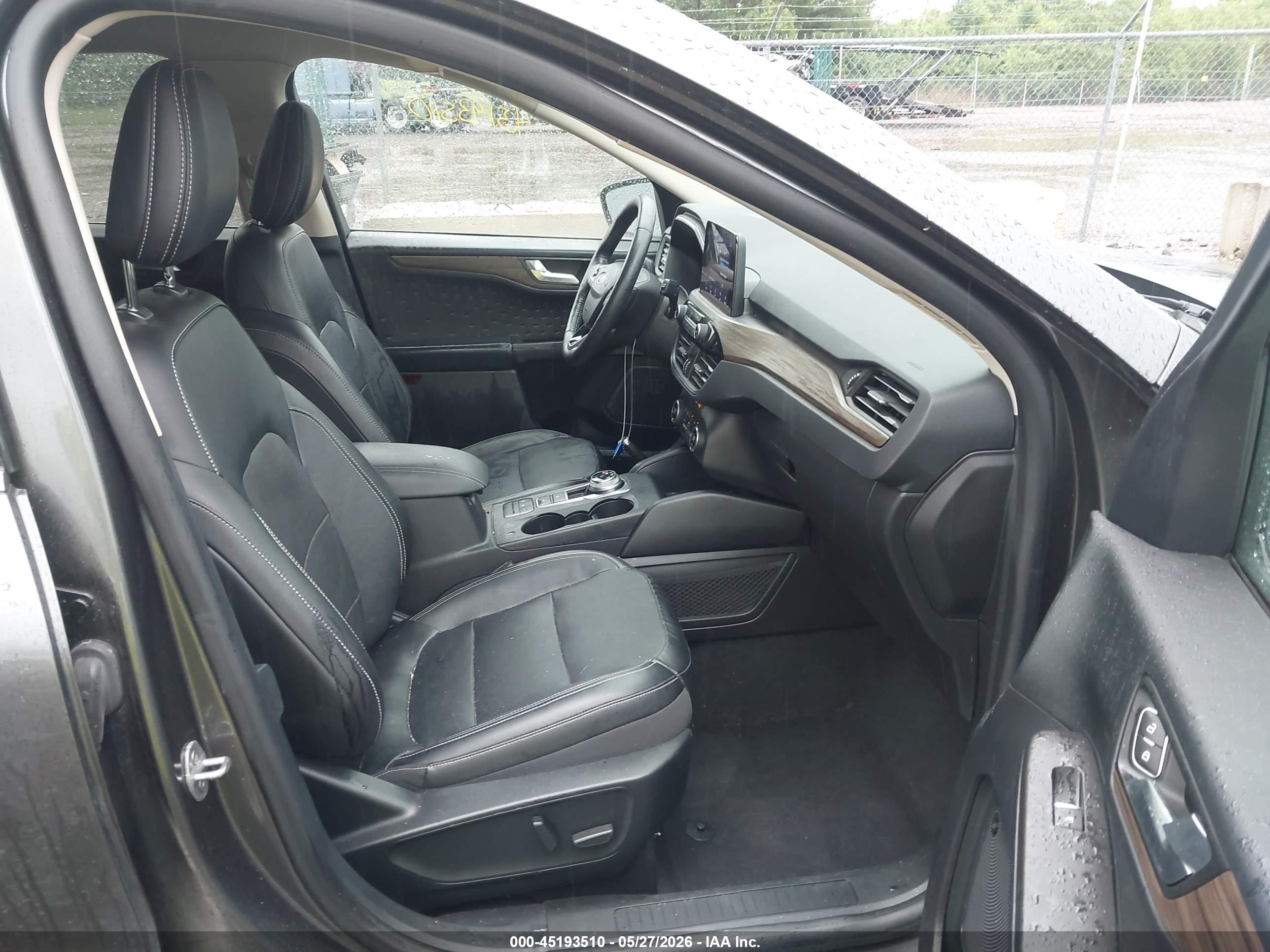 2020 Ford Escape Titanium Hybrid Gray vin: 1FMCU9DZ8LUB12584