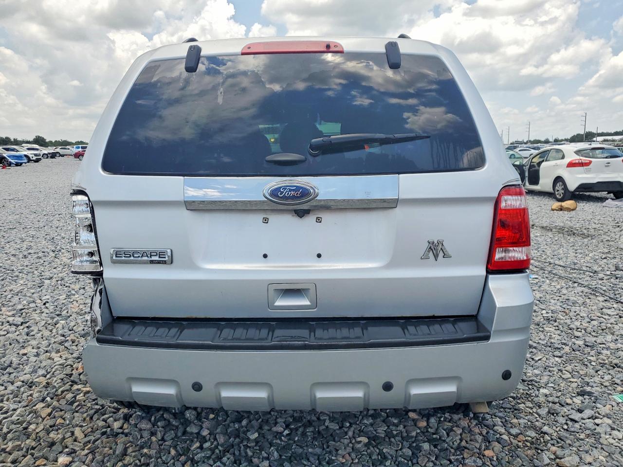 2011 Ford Escape Limited Silver vin: 1FMCU9E71BKC21153