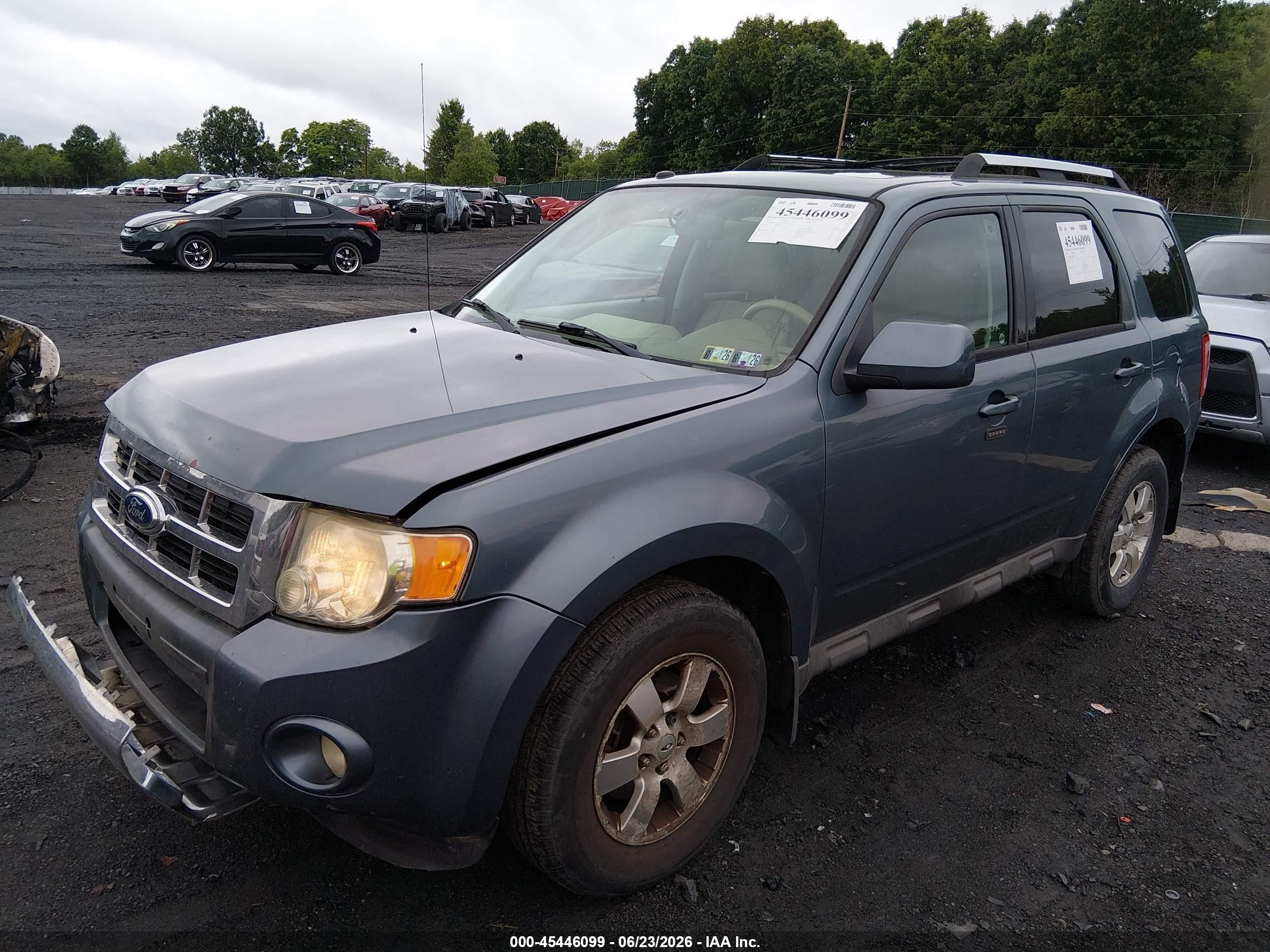 2010 Ford Escape Limited Blue vin: 1FMCU9E73AKC99769