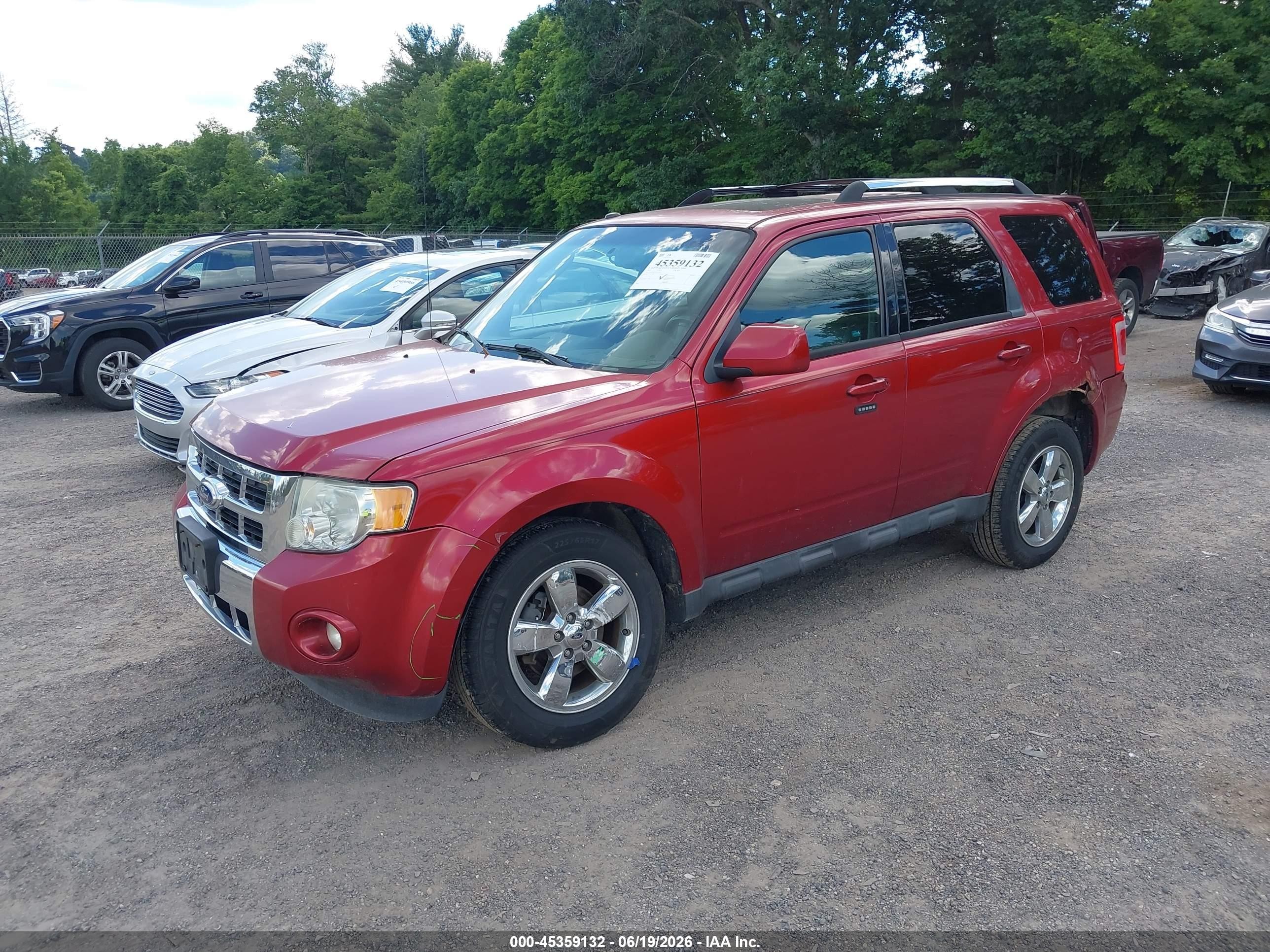 2012 Ford Escape Limited Red vin: 1FMCU9E73CKA89157