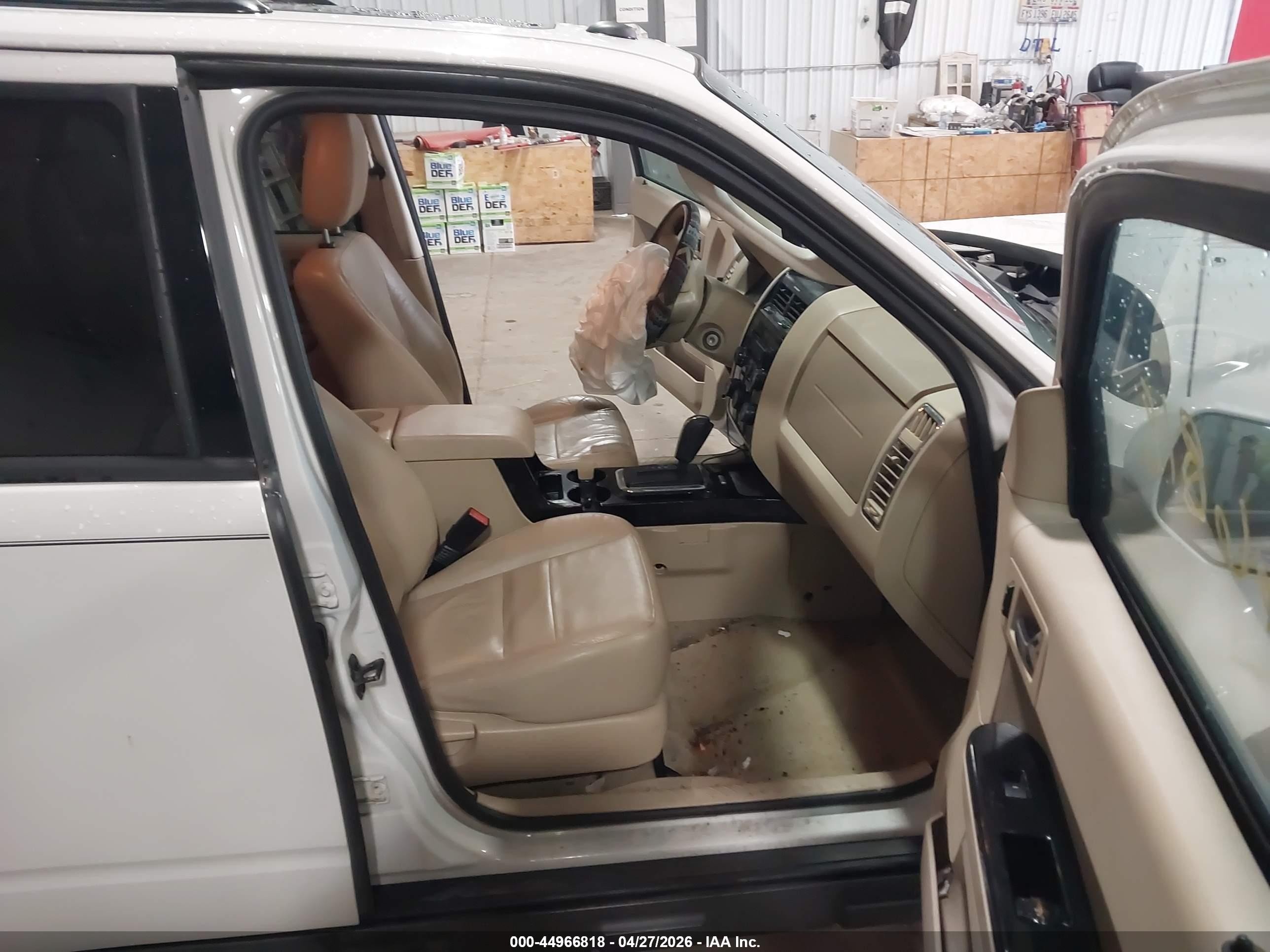 2012 Ford Escape Limited White vin: 1FMCU9E73CKA89787