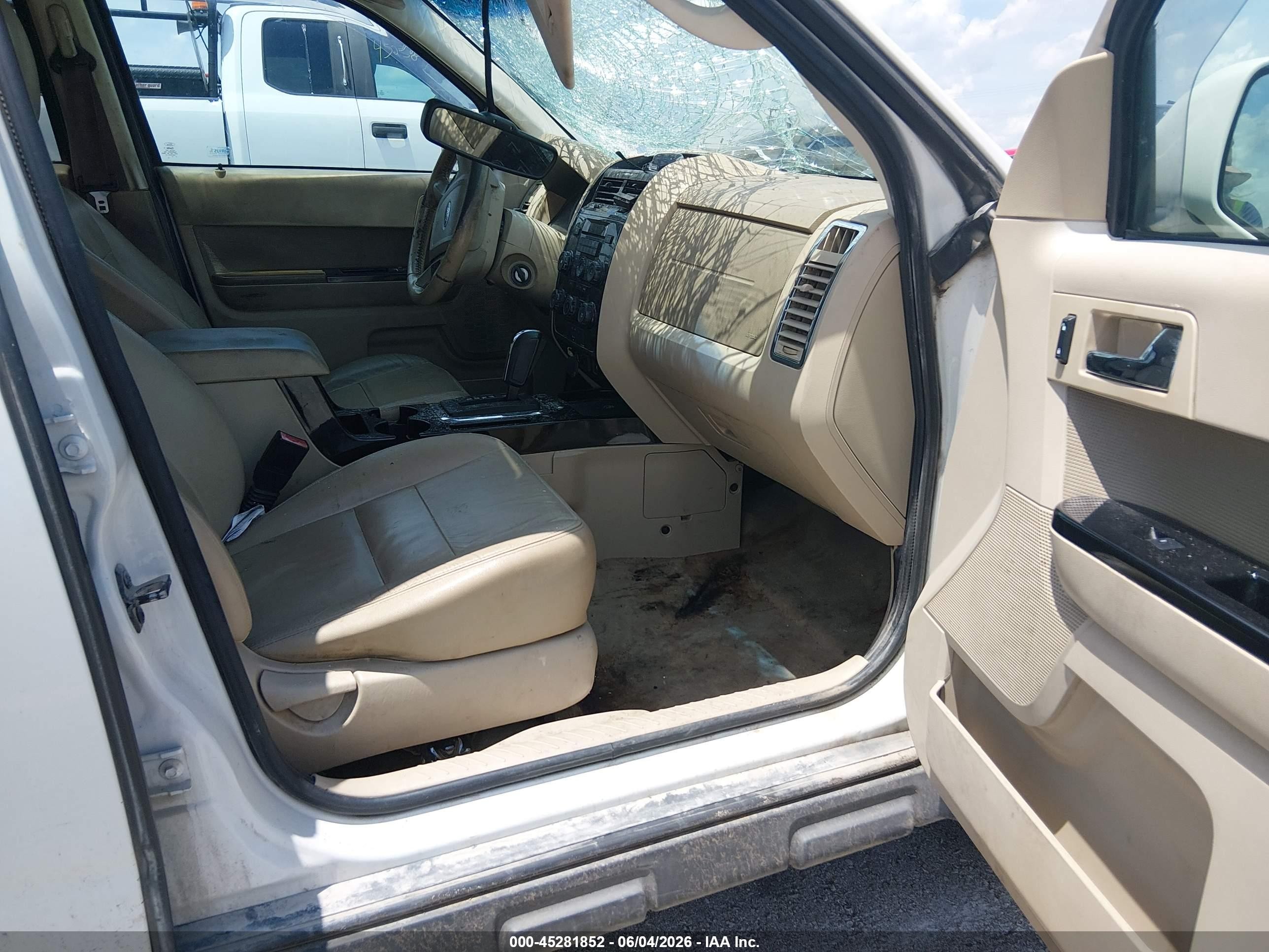 2012 Ford Escape Limited White vin: 1FMCU9E75CKB89857
