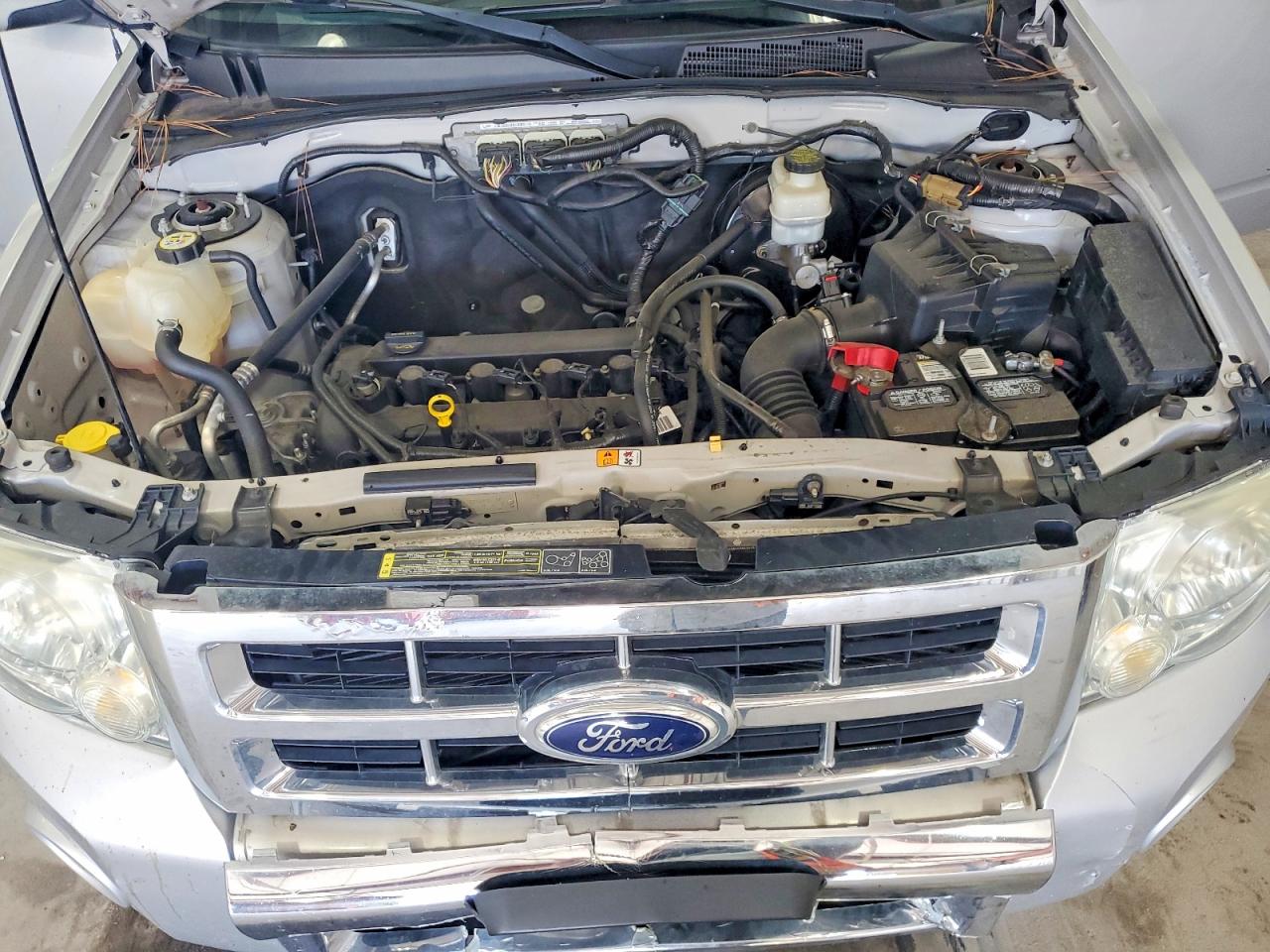 2012 Ford Escape Limited Silver vin: 1FMCU9E75CKC37650