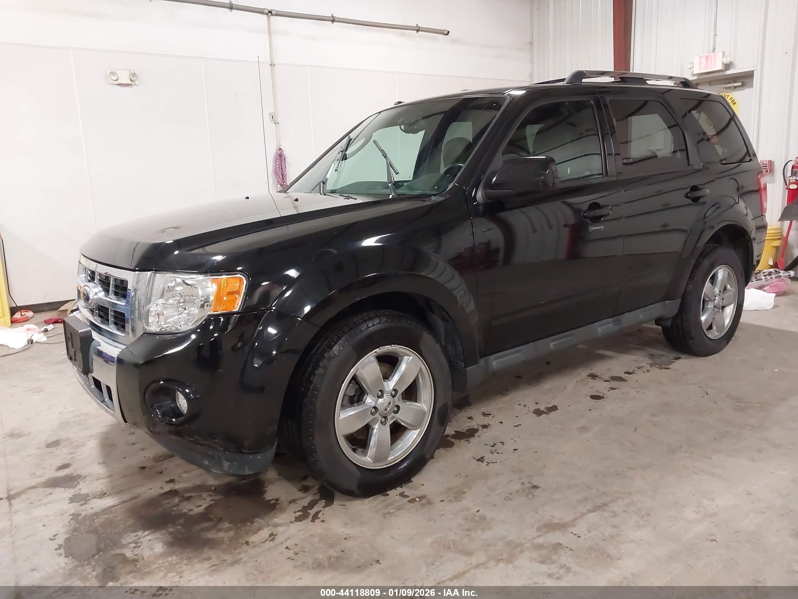 2012 Ford Escape Limited Черный vin: 1FMCU9E76CKB02192