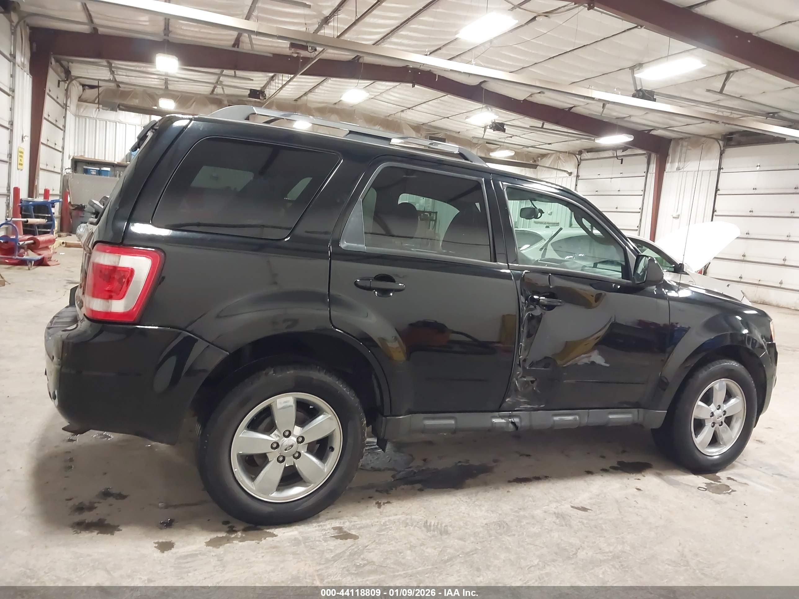 2012 Ford Escape Limited Черный vin: 1FMCU9E76CKB02192
