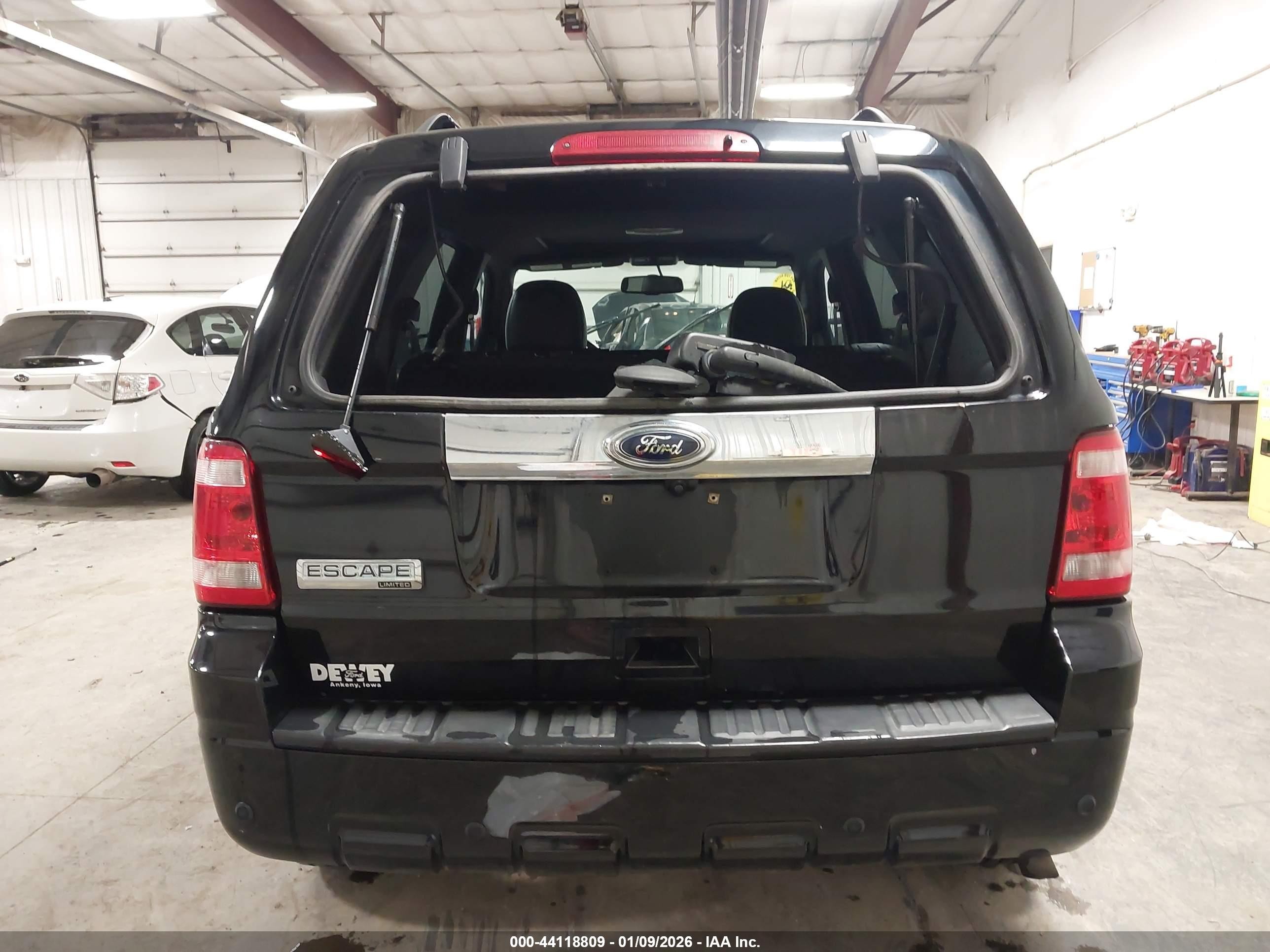 2012 Ford Escape Limited Черный vin: 1FMCU9E76CKB02192