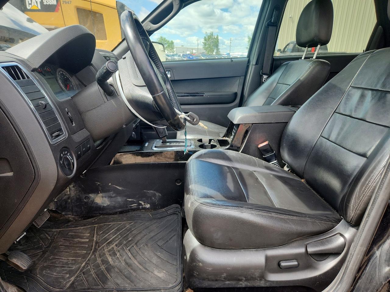 2010 Ford Escape Black vin: 1FMCU9E77AKC98804